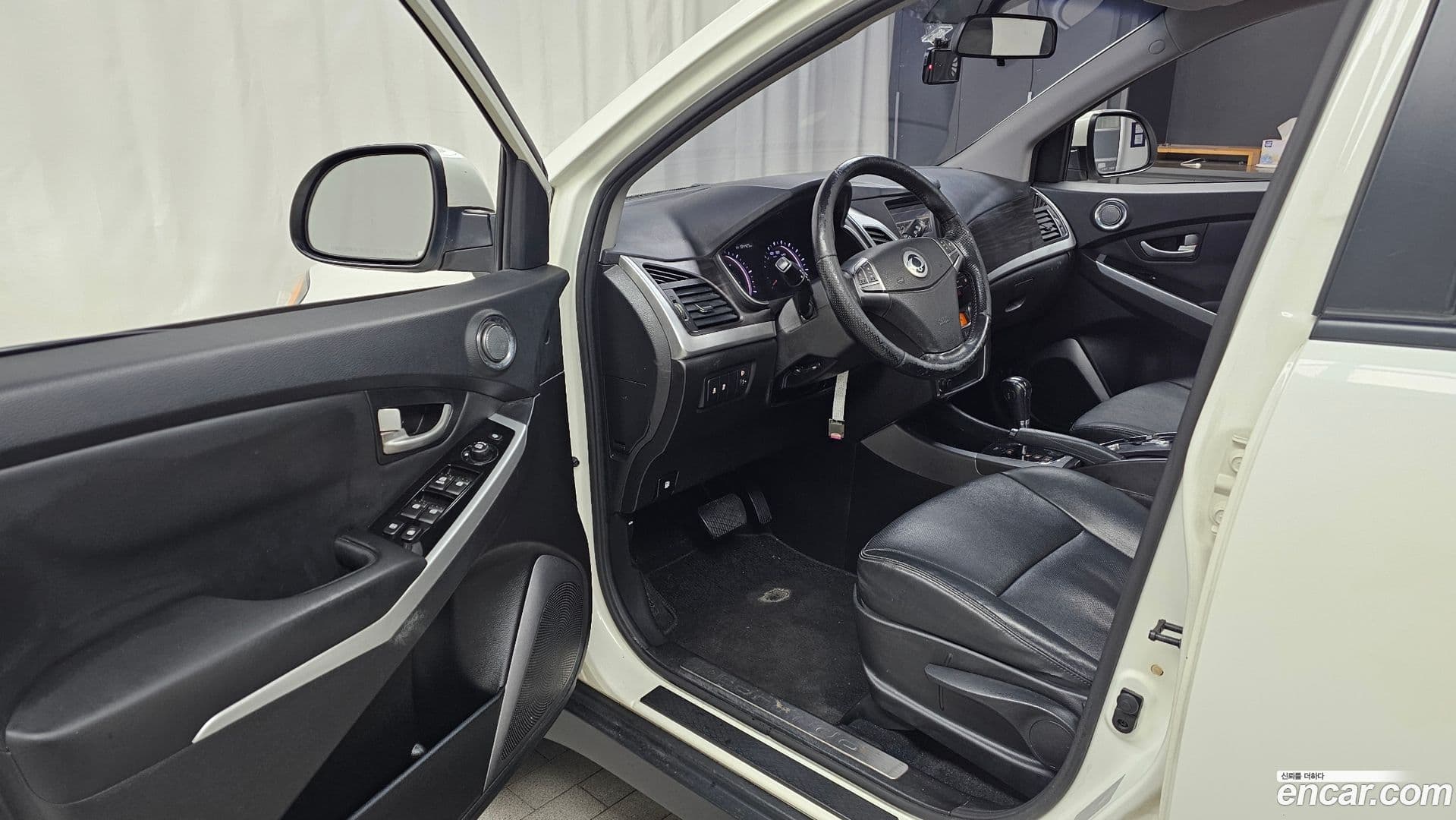 Main__Slider__Photo:KORANDO KG_Mobility_Ssangyong 2015.0-9