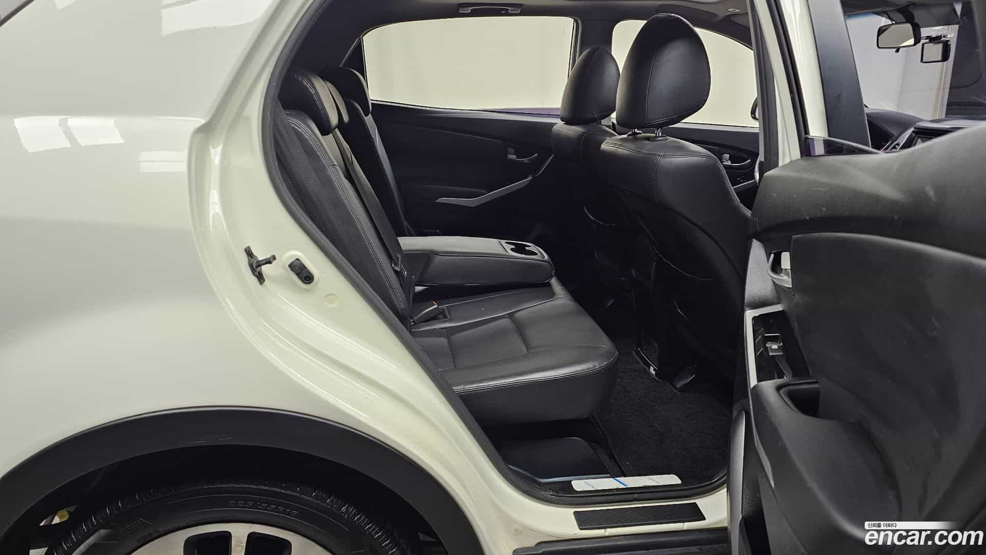 KORANDO KG_Mobility_Ssangyong 2015.0-OPTION-016