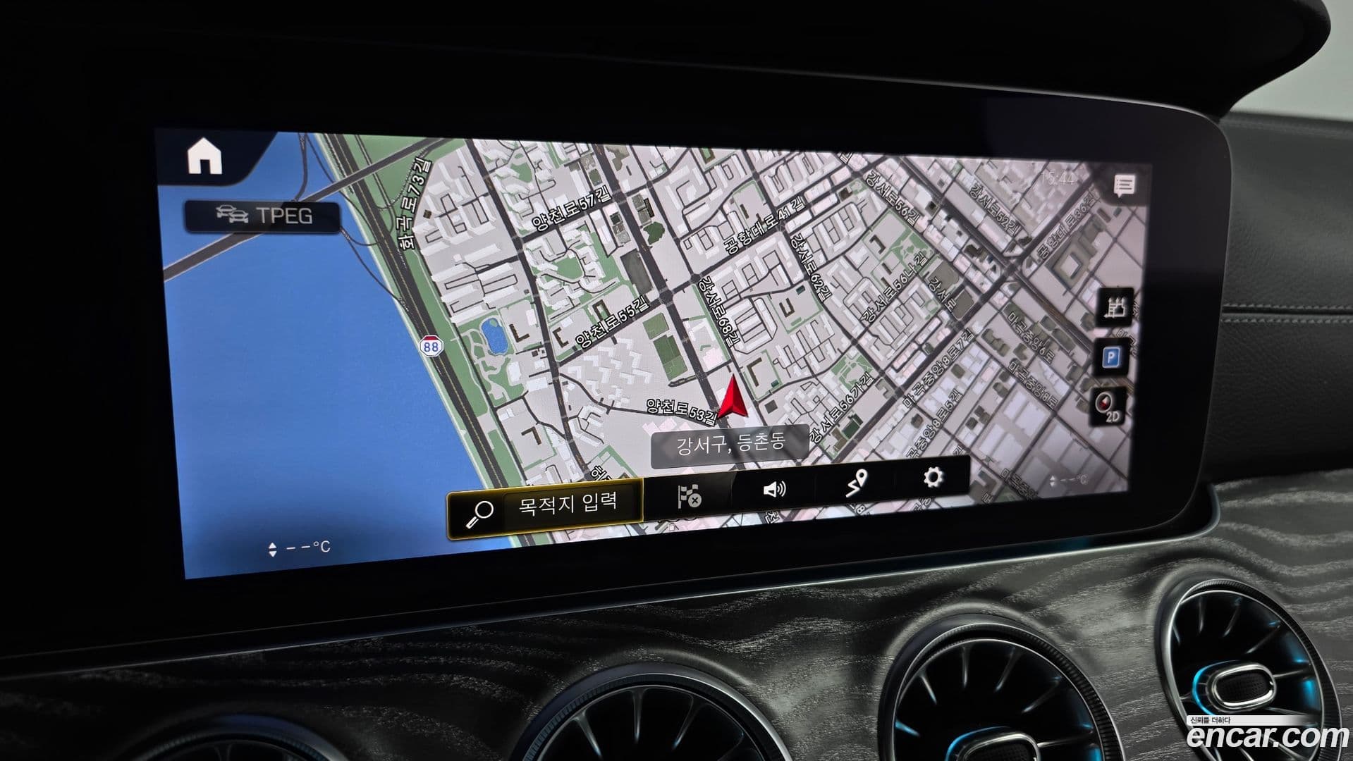 Main__Slider__Photo:CLS-Class Mercedes-Benz 2021.6-13