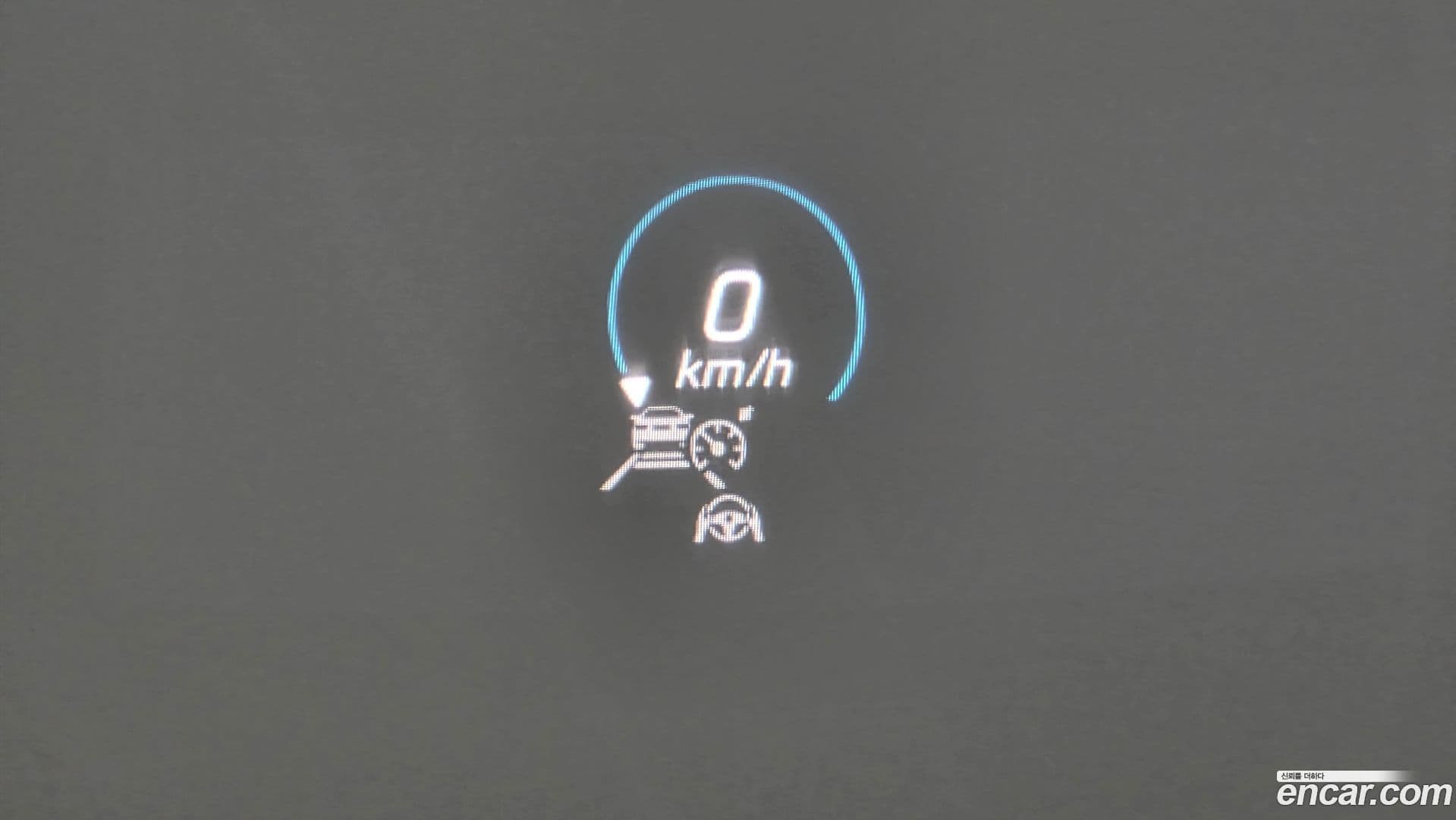 Main__Slider__Photo:CLS-Class Mercedes-Benz 2021.6-16