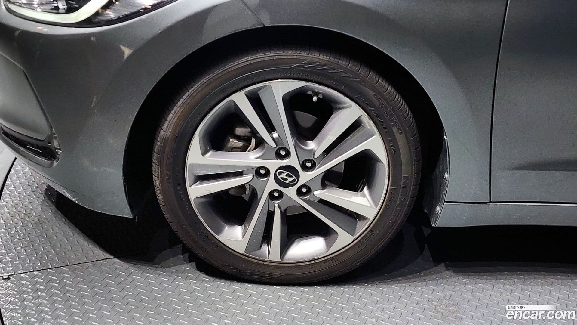 Main__Slider__Photo:AVANTE Hyundai 2016.7-4