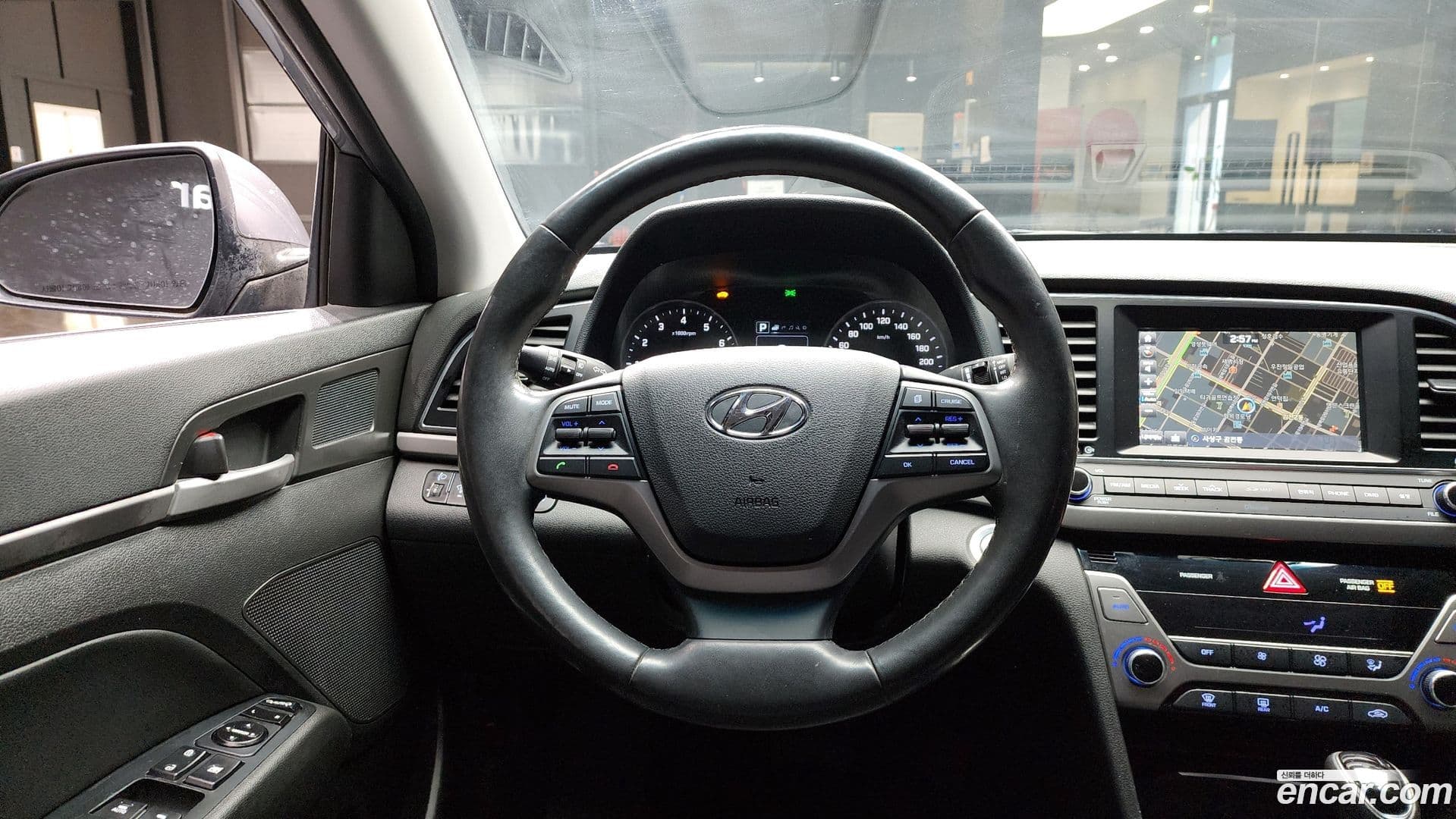 Main__Slider__Photo:AVANTE Hyundai 2016.7-13