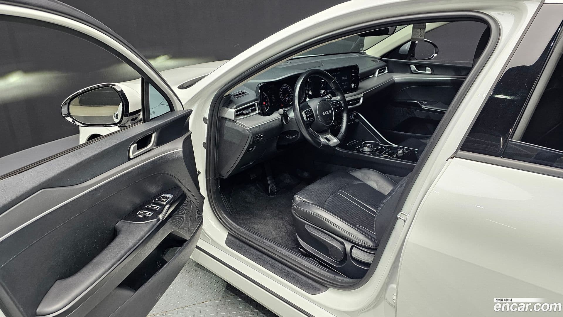 Main__Slider__Photo:K5 Kia 2022.9-10