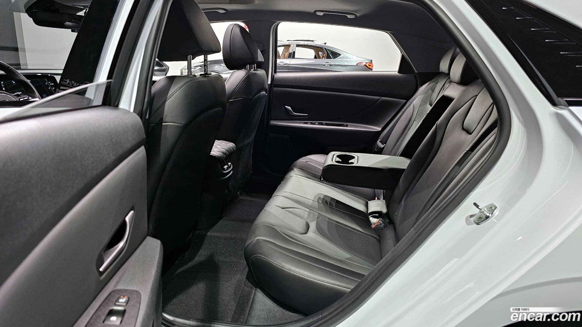 Main__Slider__Photo:AVANTE Hyundai 2020.6-11