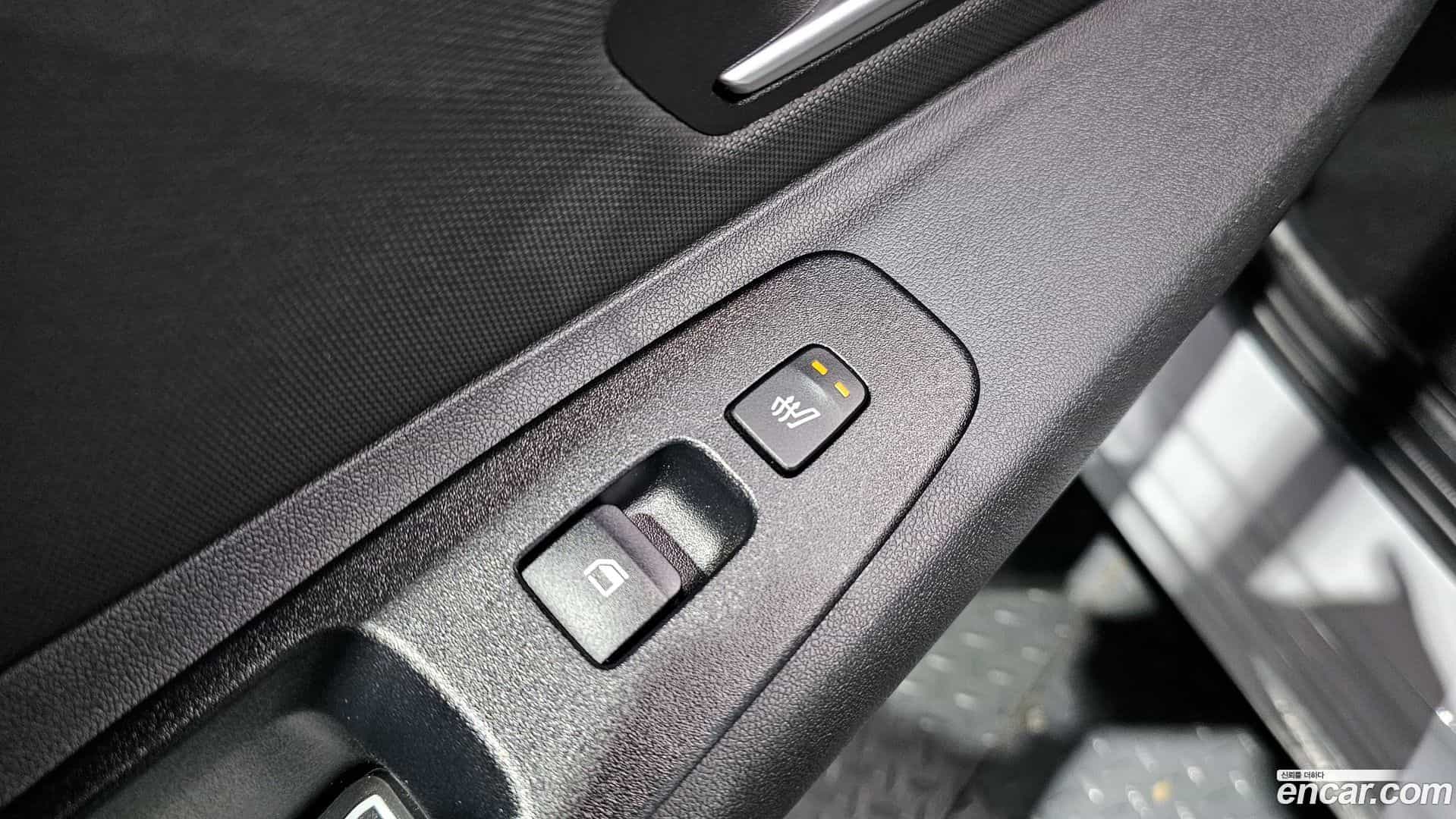 AVANTE Hyundai 2020.6-OPTION-022