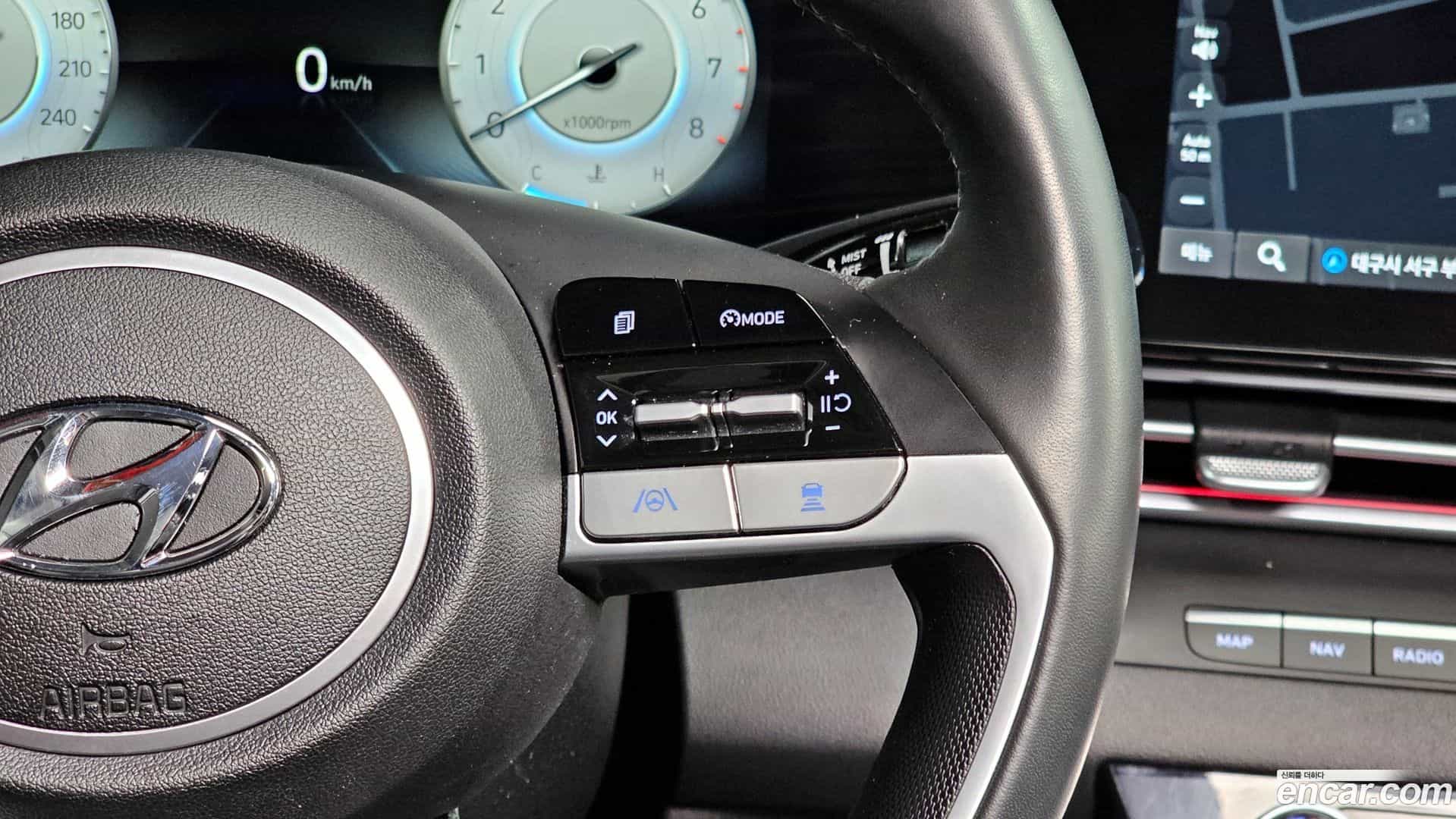 AVANTE Hyundai 2020.6-OPTION-023