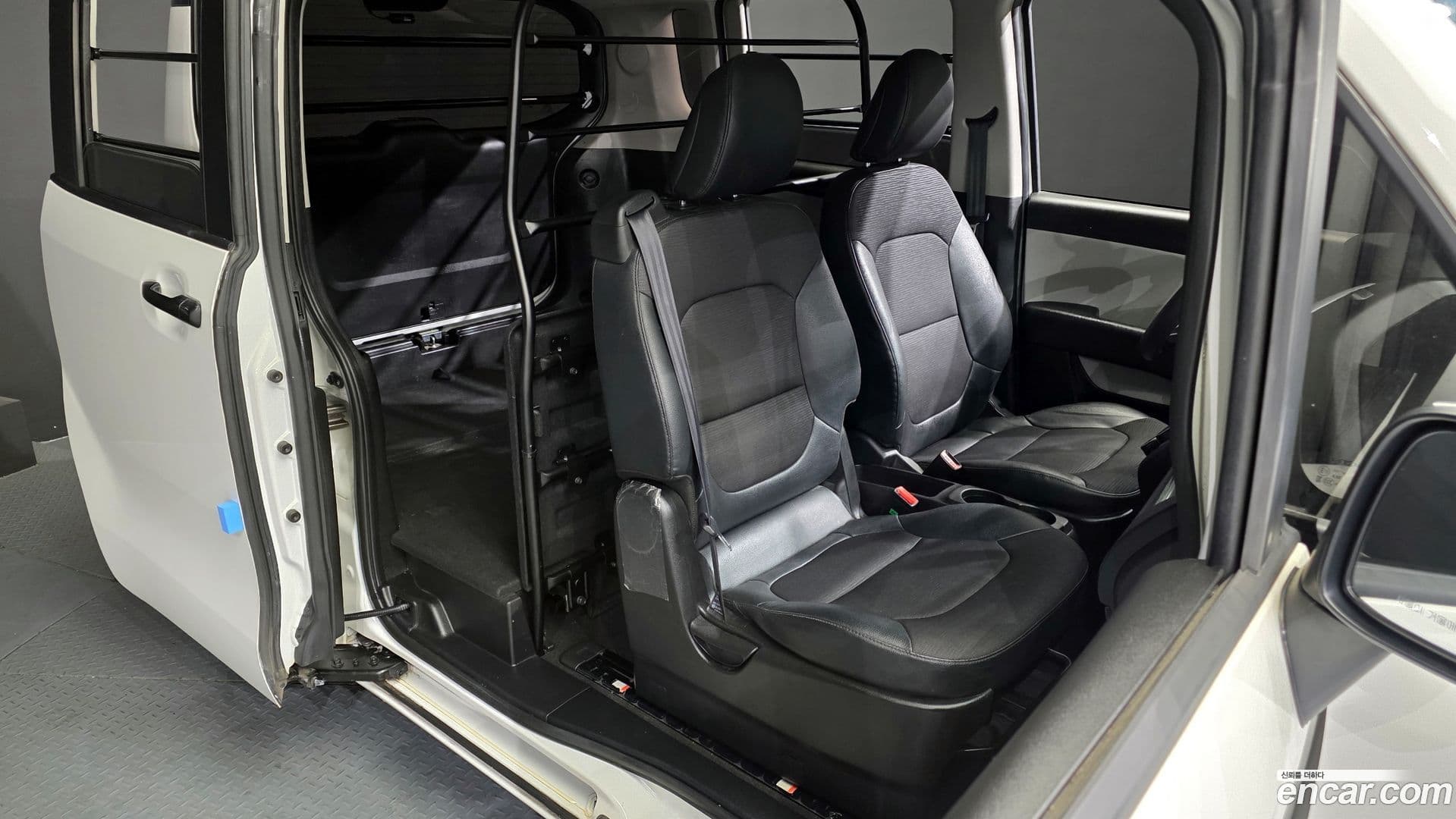 Main__Slider__Photo:RAY Kia 2022.0-11