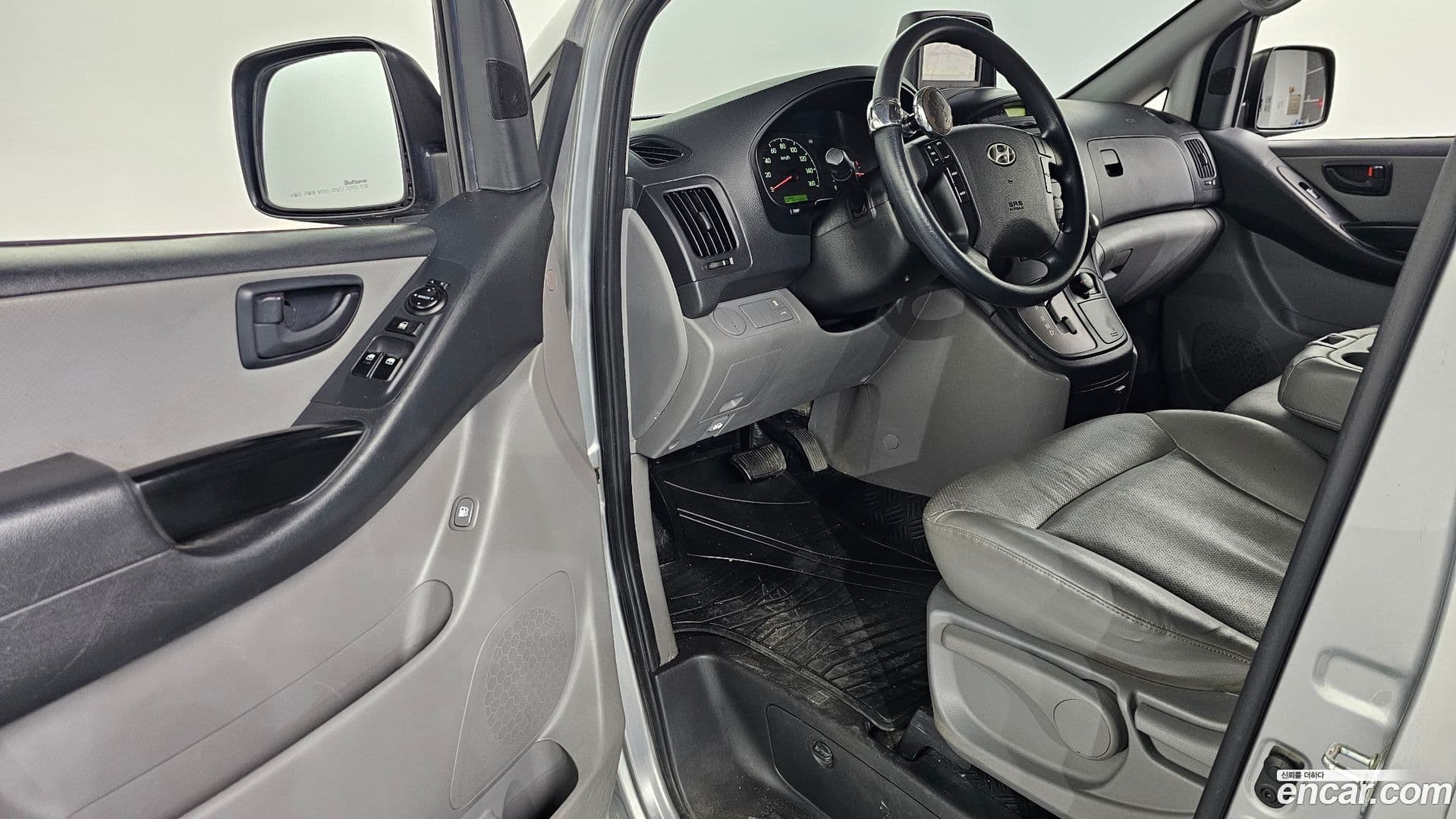 Main__Slider__Photo:Starex Hyundai 2015.3-10