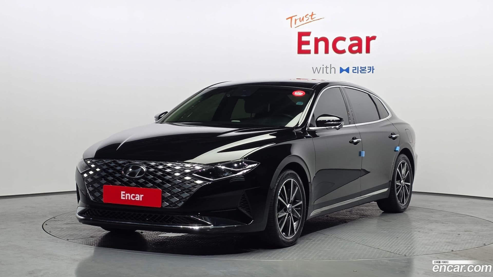 Main__Slider__Photo:Grandeur Hyundai 2022.0-0