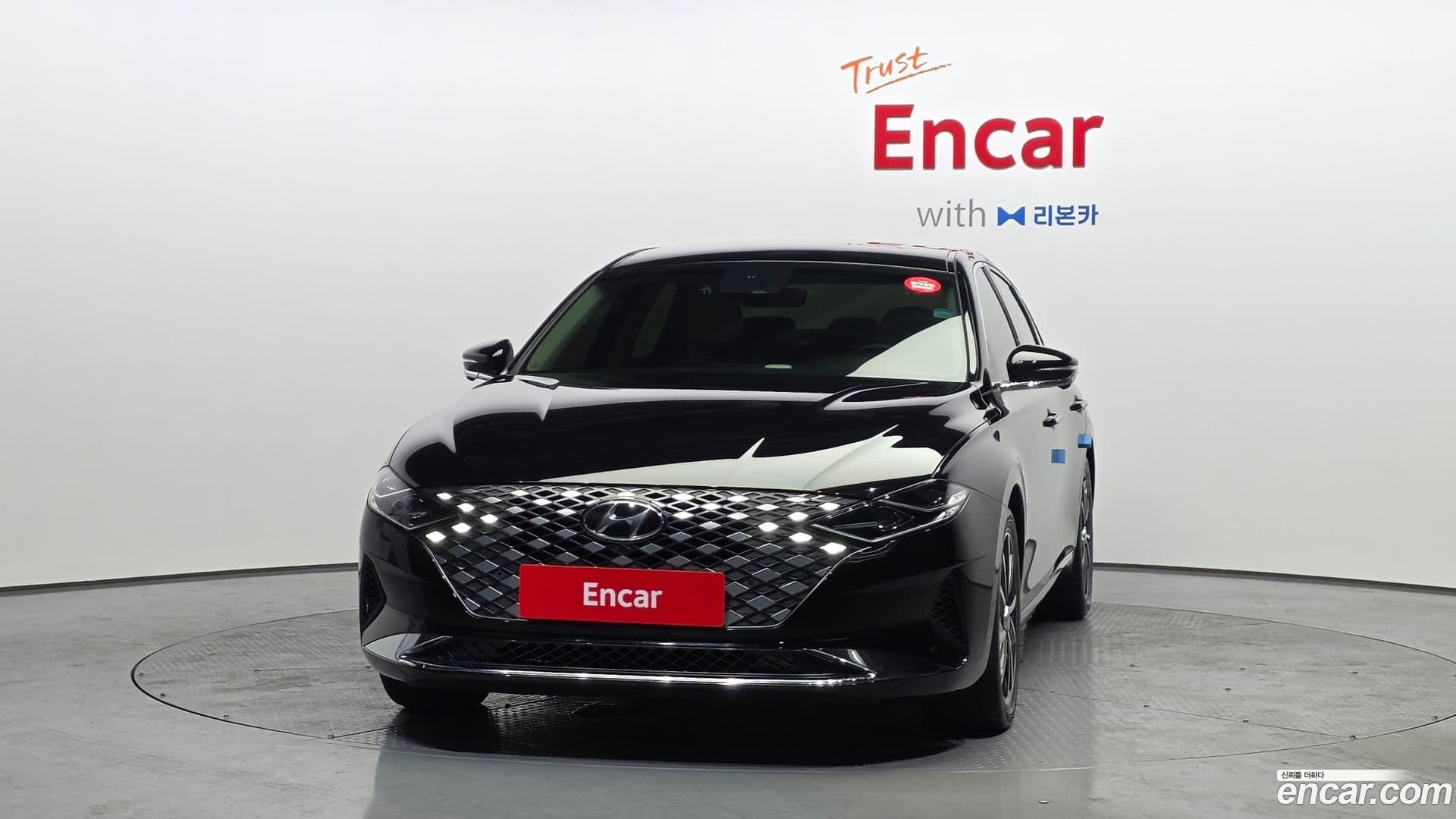 Main__Slider__Photo:Grandeur Hyundai 2022.0-2