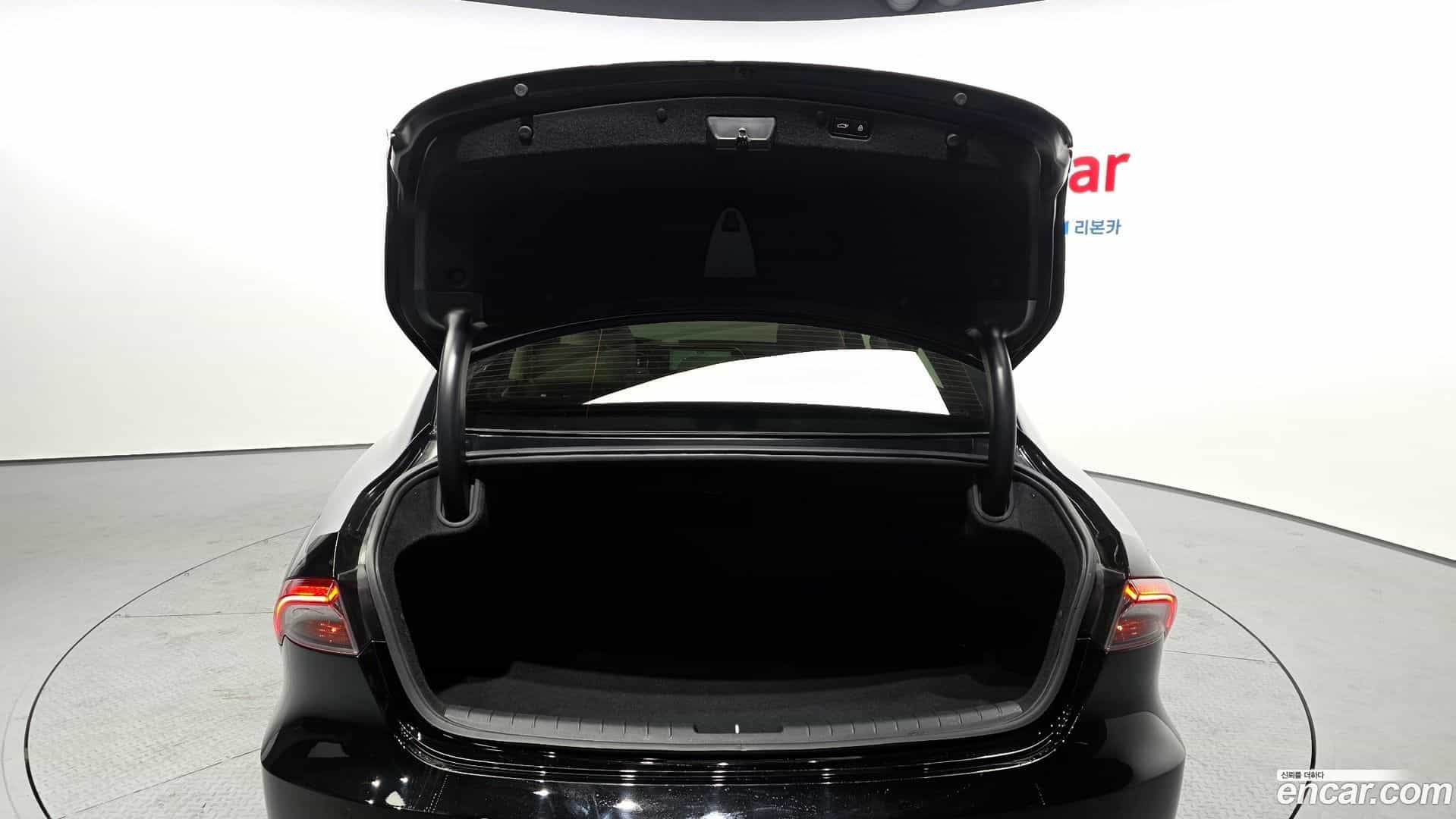 Grandeur Hyundai 2022.0-OPTION-024