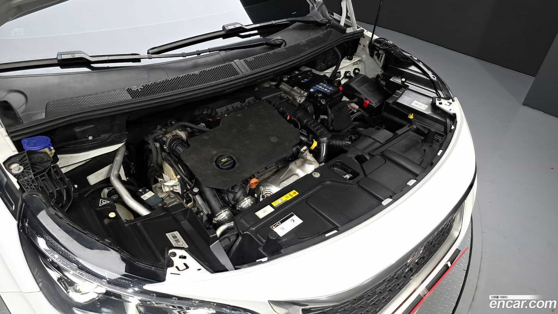 5008 Peugeot 2019.1-OUTER-006