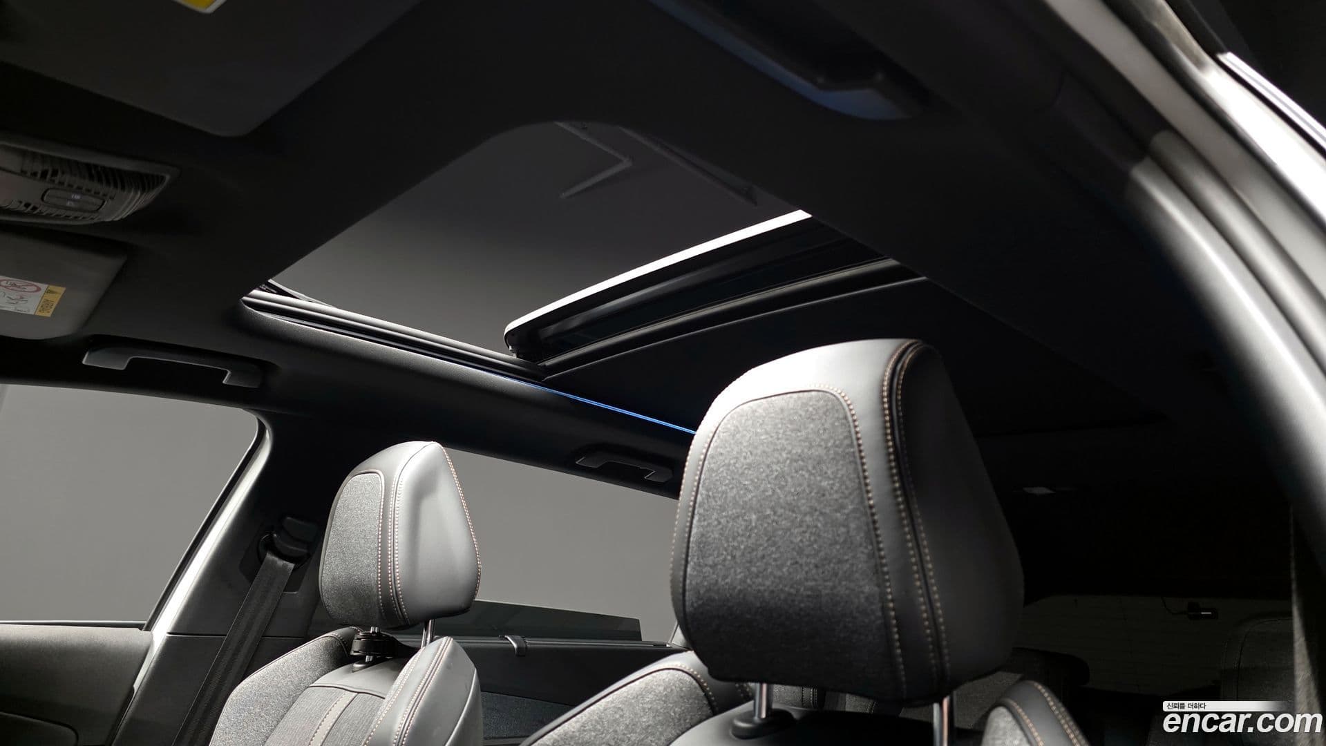 Main__Slider__Photo:5008 Peugeot 2019.1-18