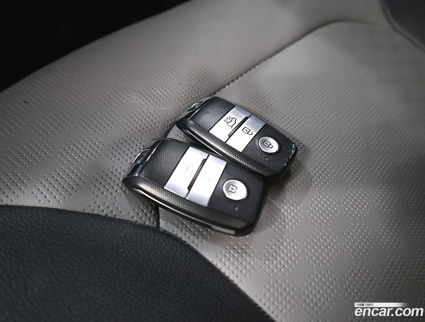 Main__Slider__Photo:RAY Kia 2020.3-16