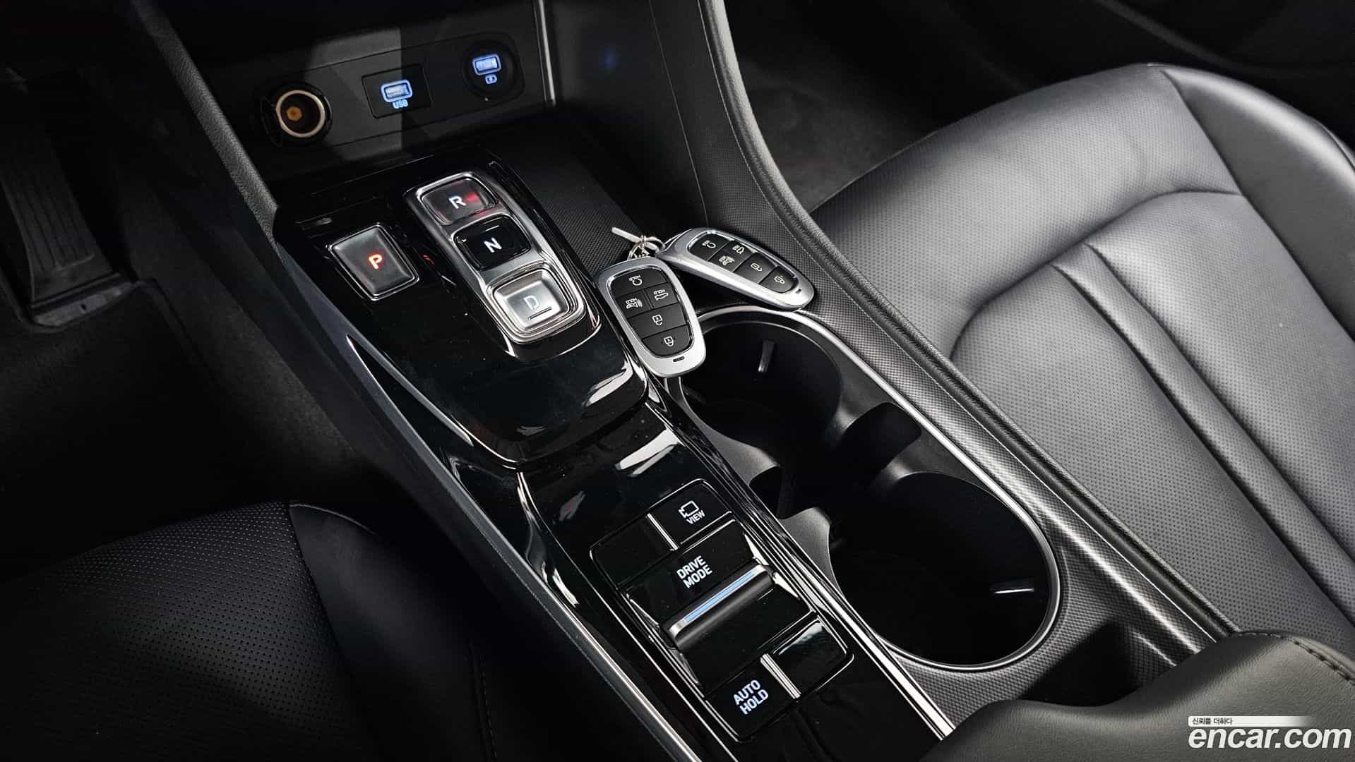 Sonata Hyundai 2022.2-INNER-009