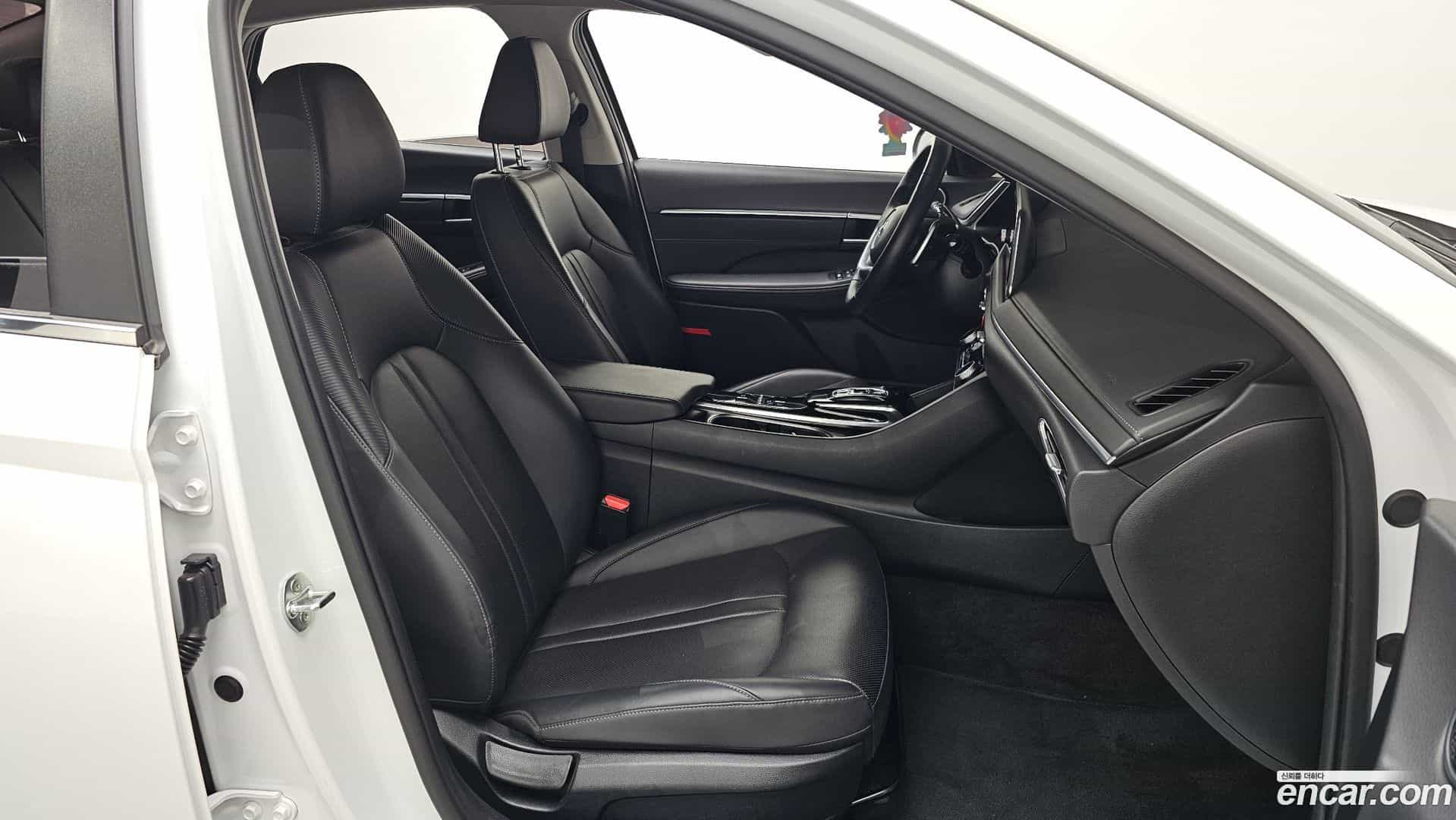 Sonata Hyundai 2022.2-OPTION-015