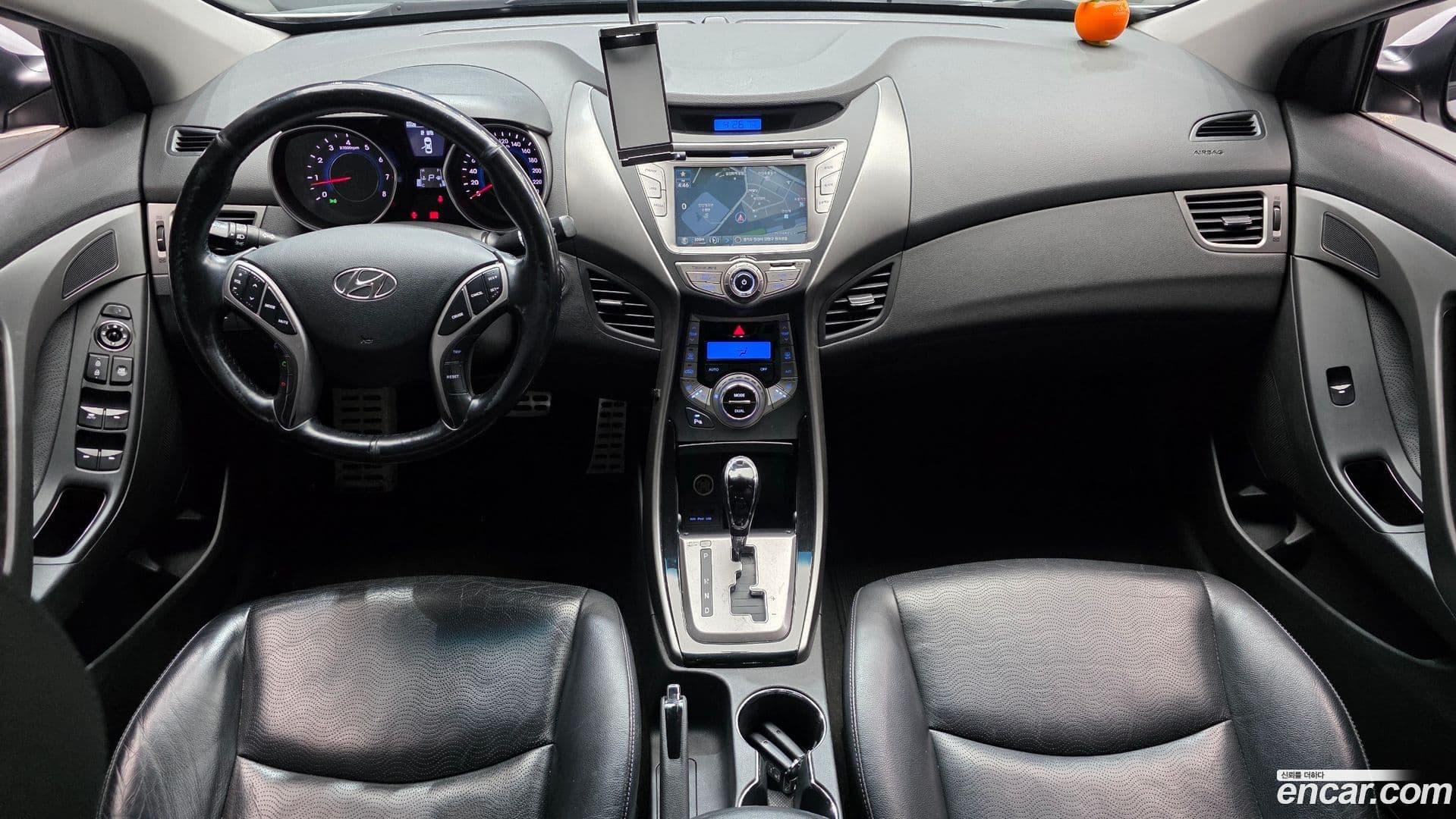 Main__Slider__Photo:AVANTE Hyundai 2013.7-6