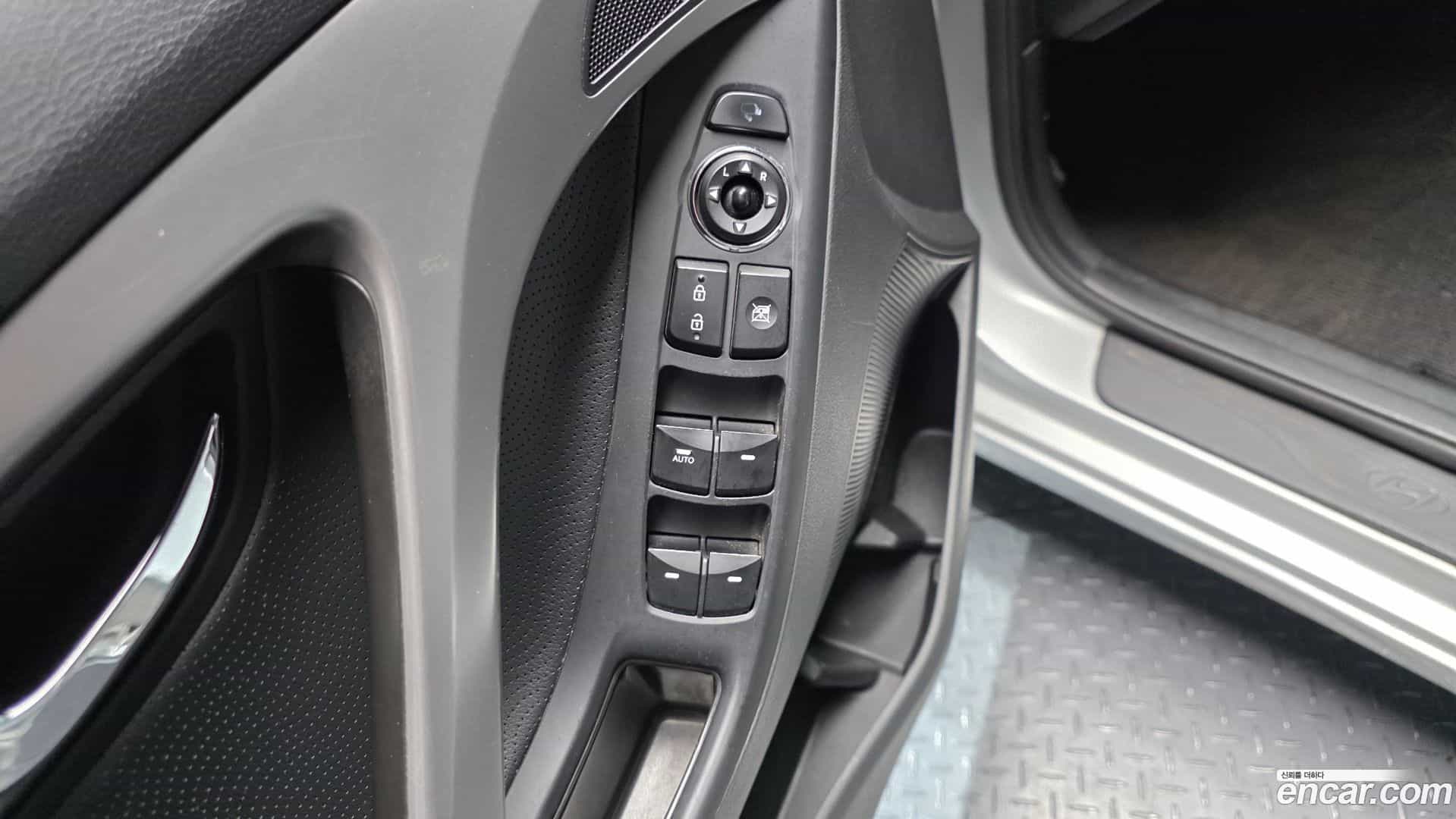 AVANTE Hyundai 2013.7-OPTION-018