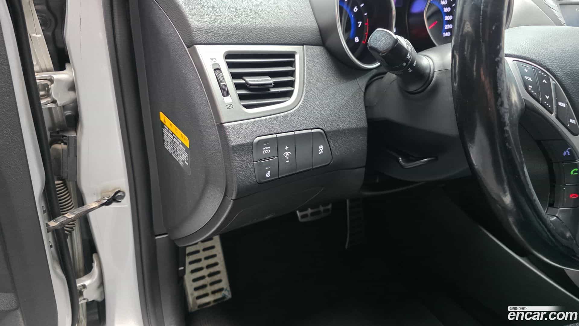 AVANTE Hyundai 2013.7-OPTION-019