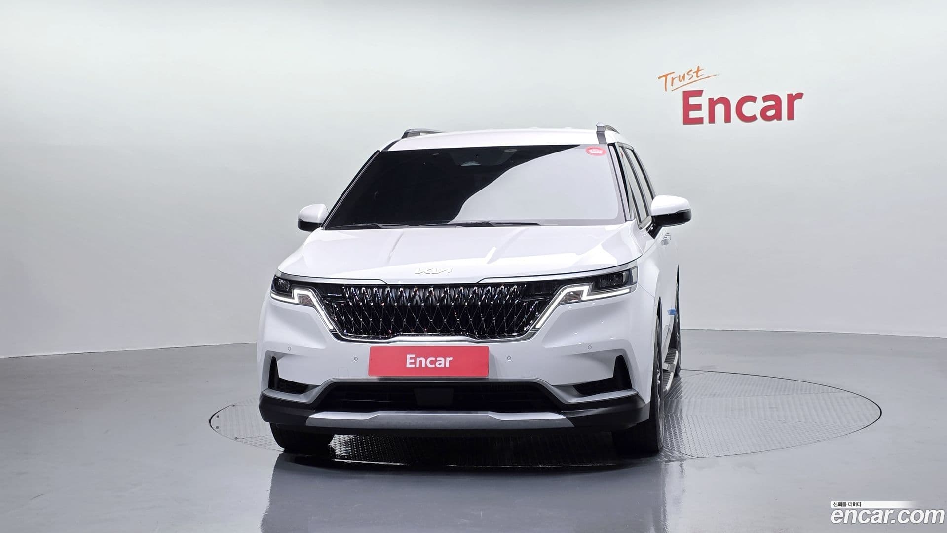 Main__Slider__Photo:Canival Kia 2023.0-2