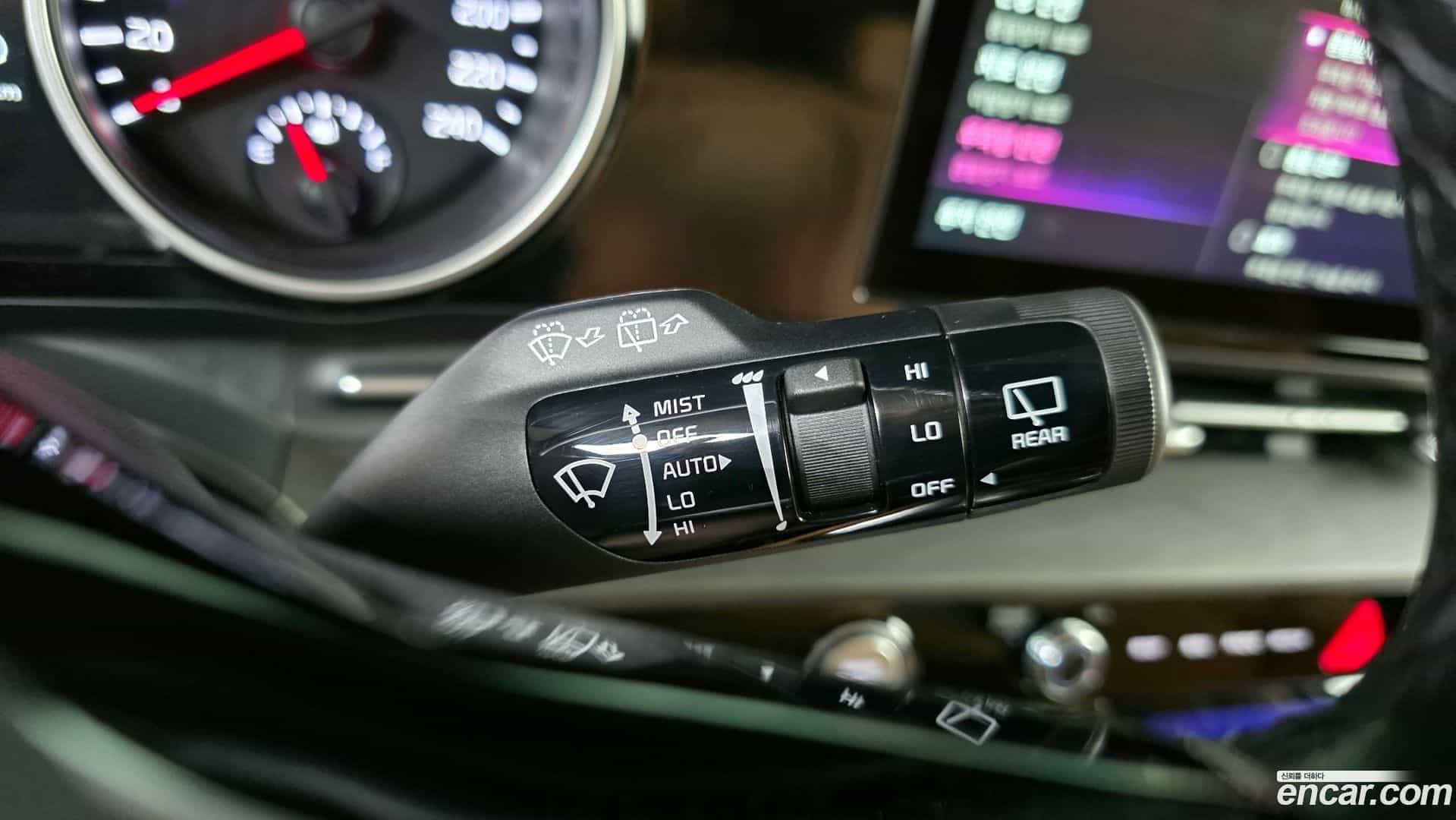 Canival Kia 2023.0-OPTION-023