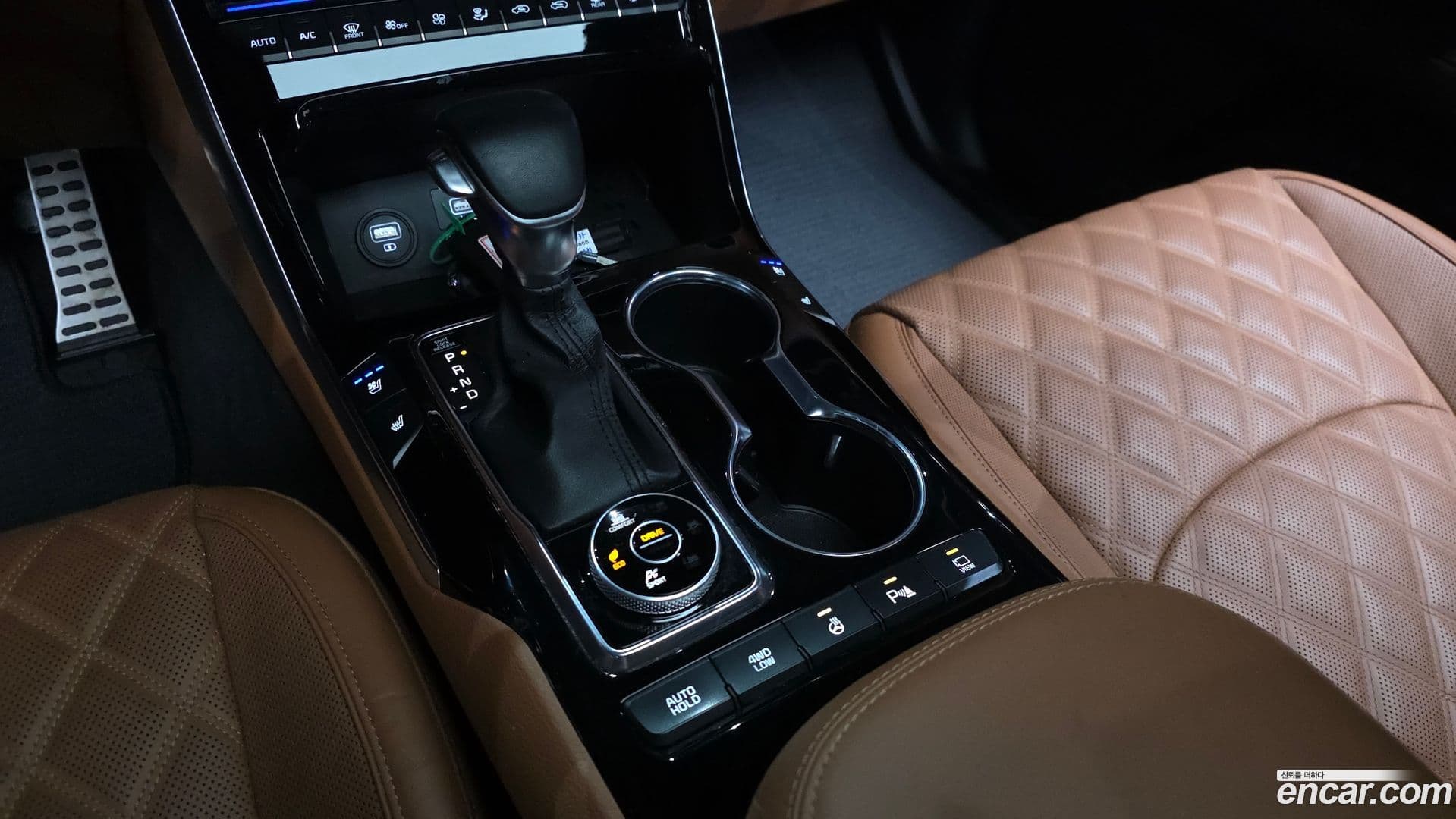 Main__Slider__Photo:Mohave Kia 2023.4-8