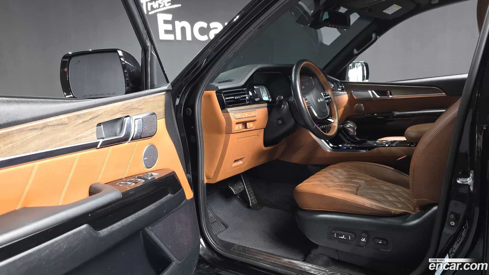 Mohave Kia 2023.4-INNER-010