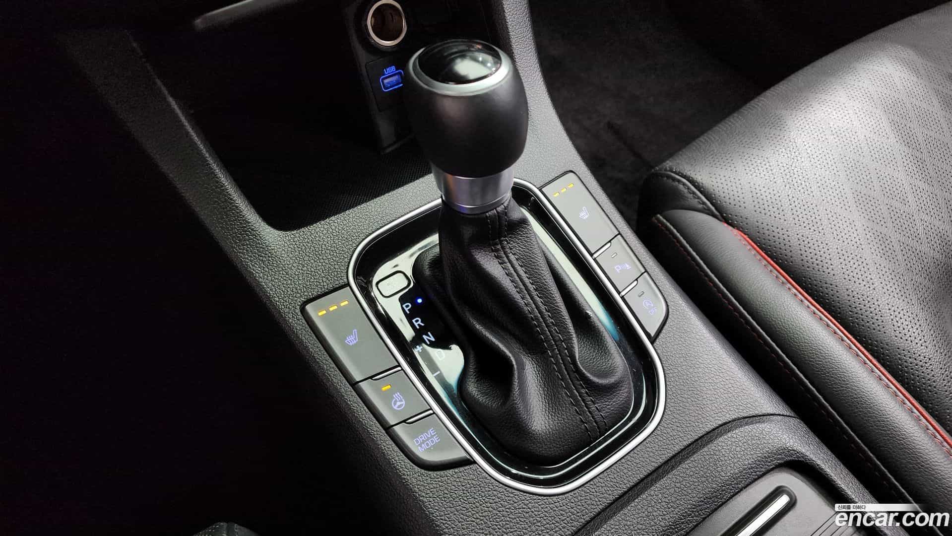 i30 Hyundai 2017.8-INNER-009