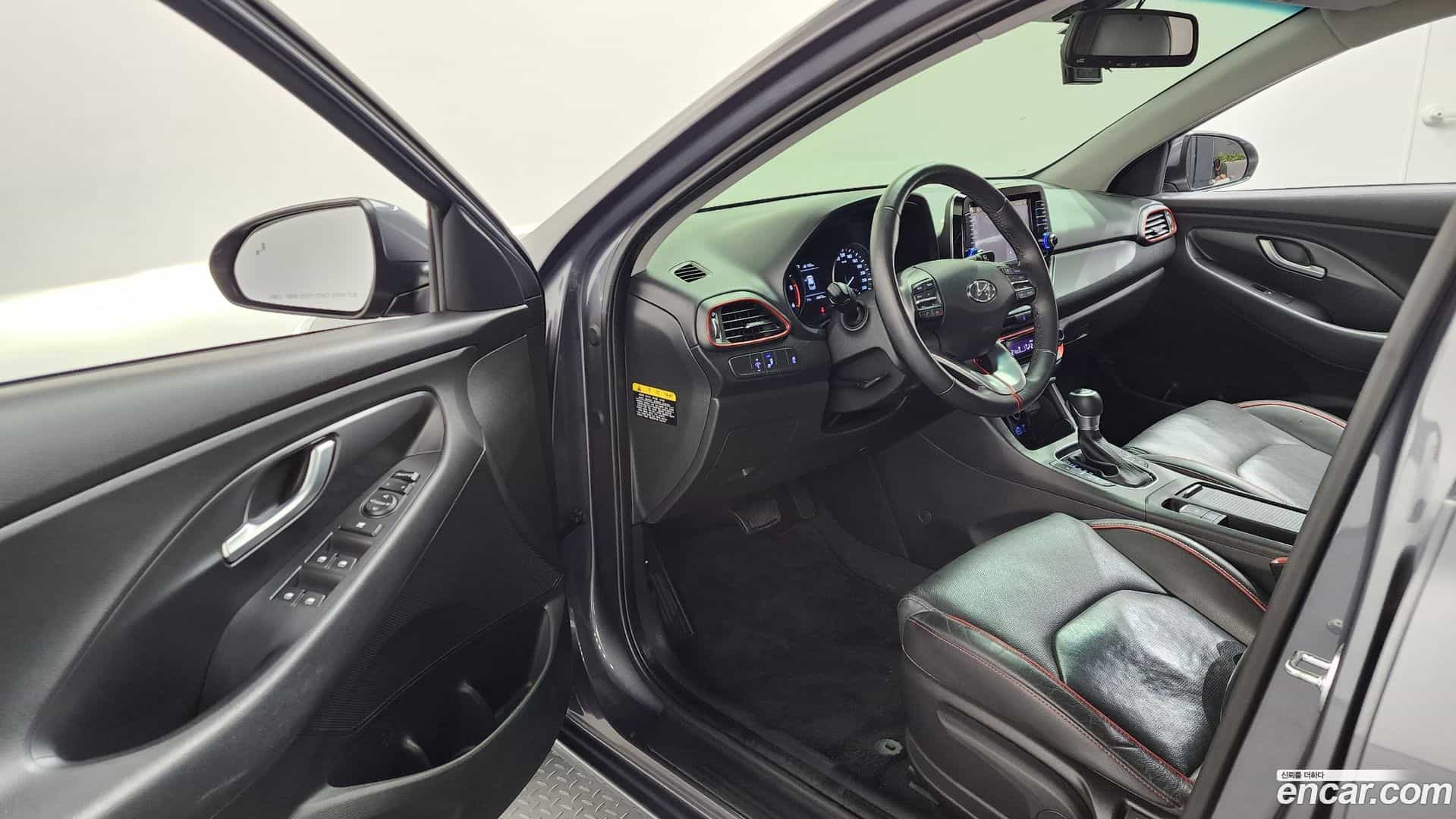 i30 Hyundai 2017.8-OPTION-015