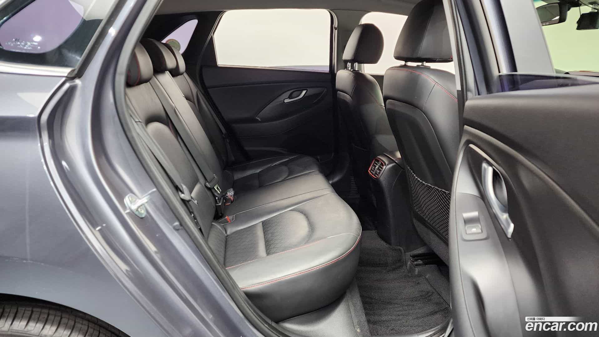 i30 Hyundai 2017.8-OPTION-016