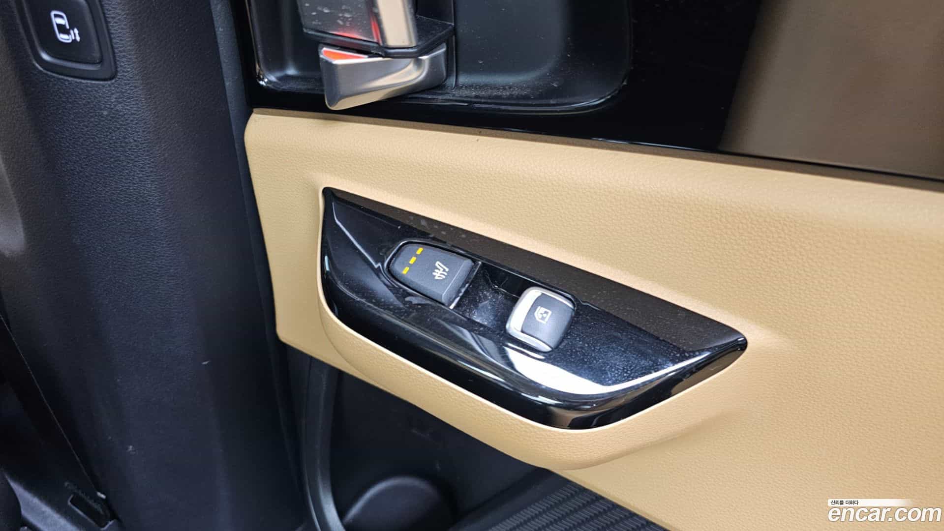 Canival Kia 2022.9-OPTION-023