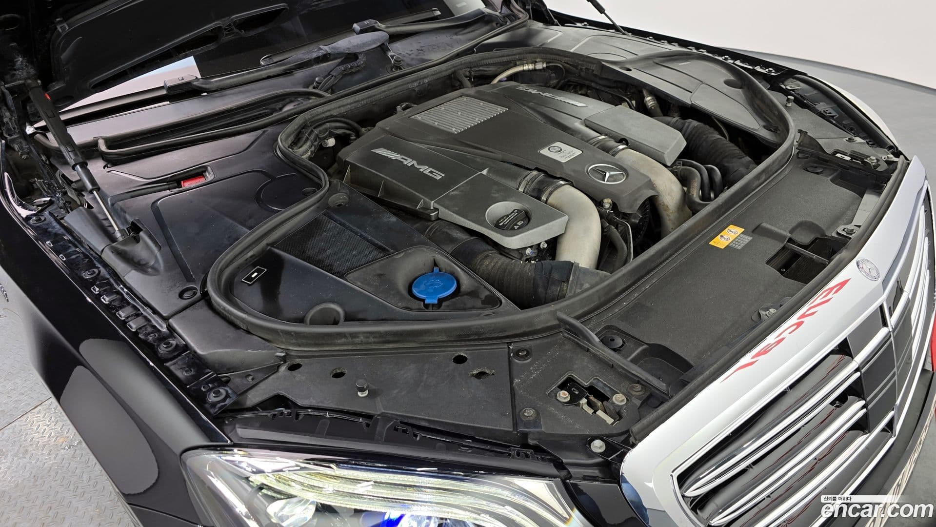 Main__Slider__Photo:S-Class Mercedes-Benz 2016.10-5