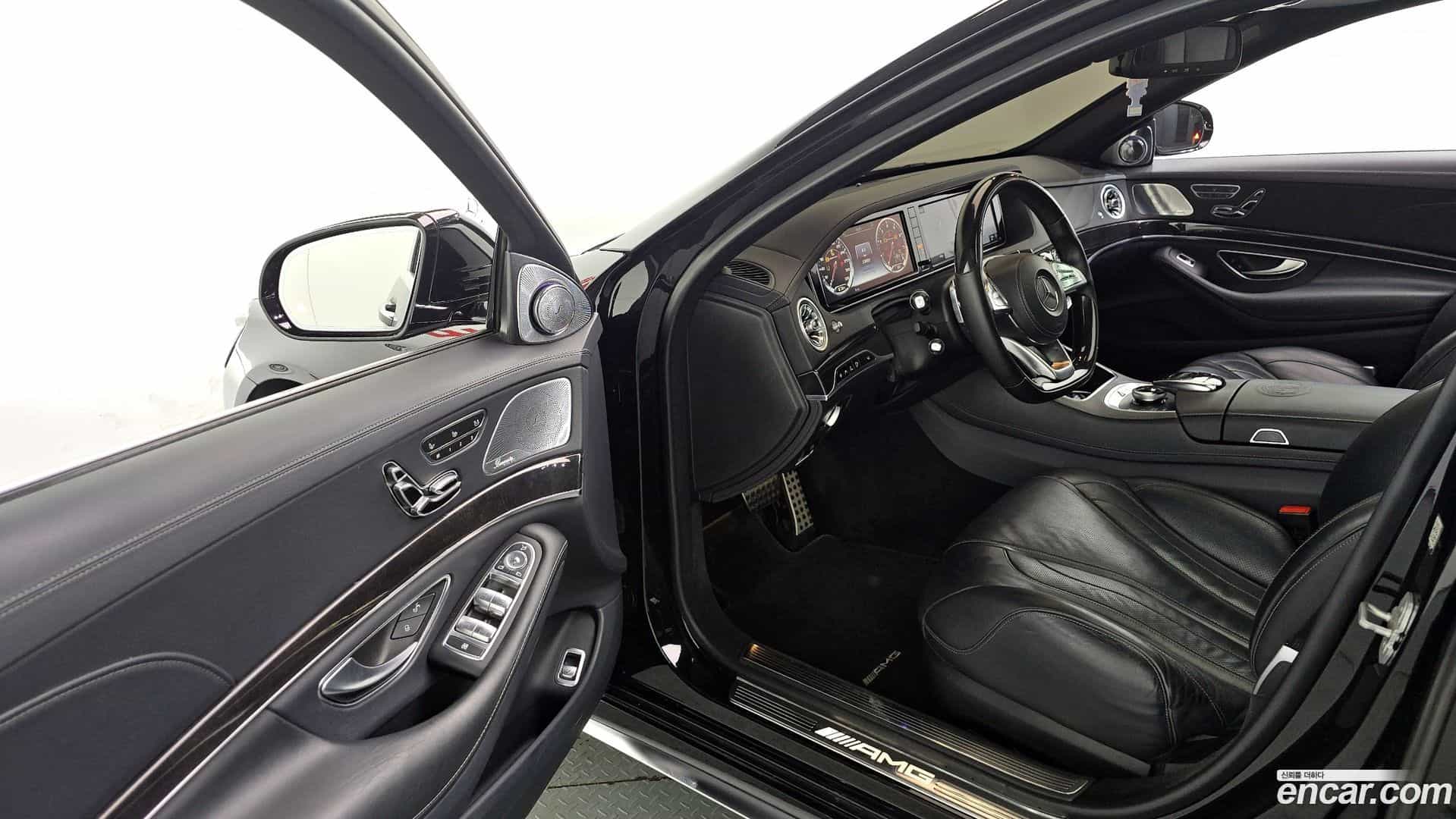 S-Class Mercedes-Benz 2016.10-INNER-010