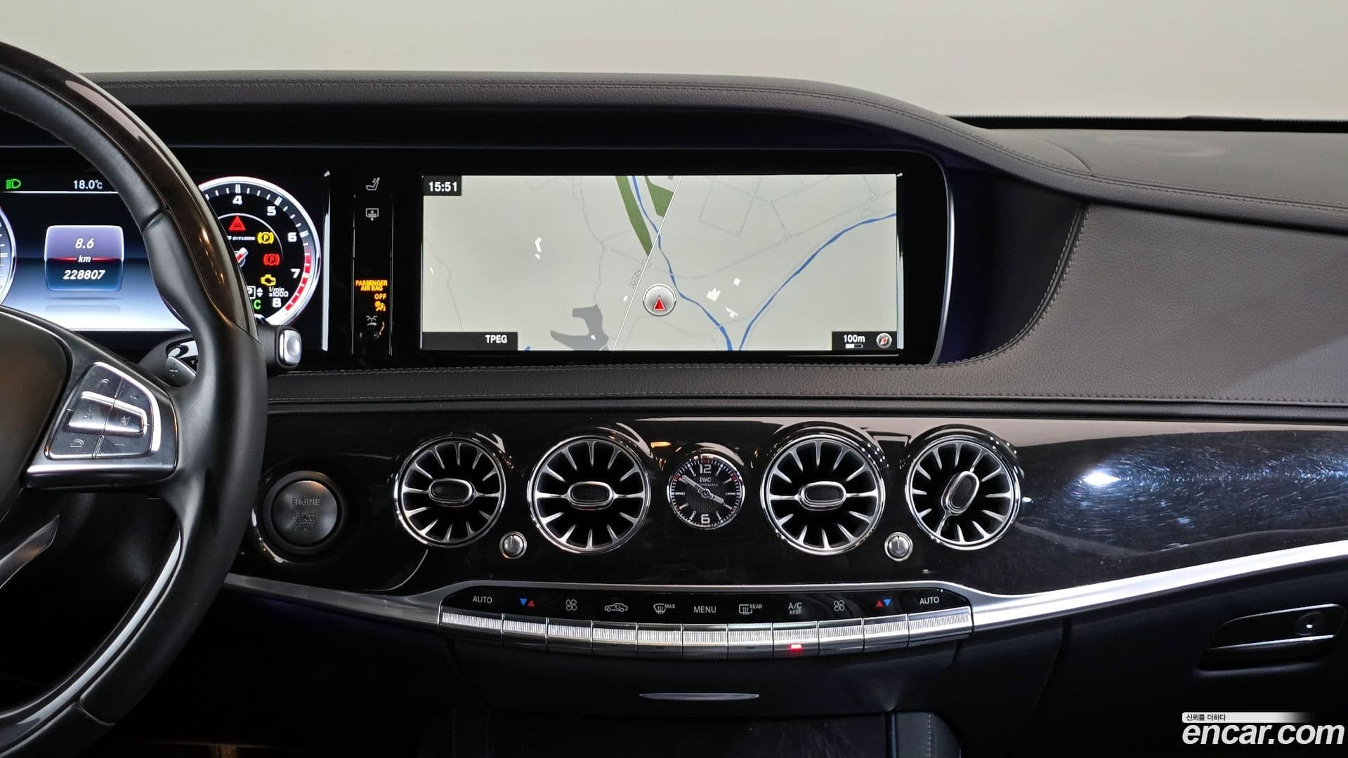 Main__Slider__Photo:S-Class Mercedes-Benz 2016.10-13