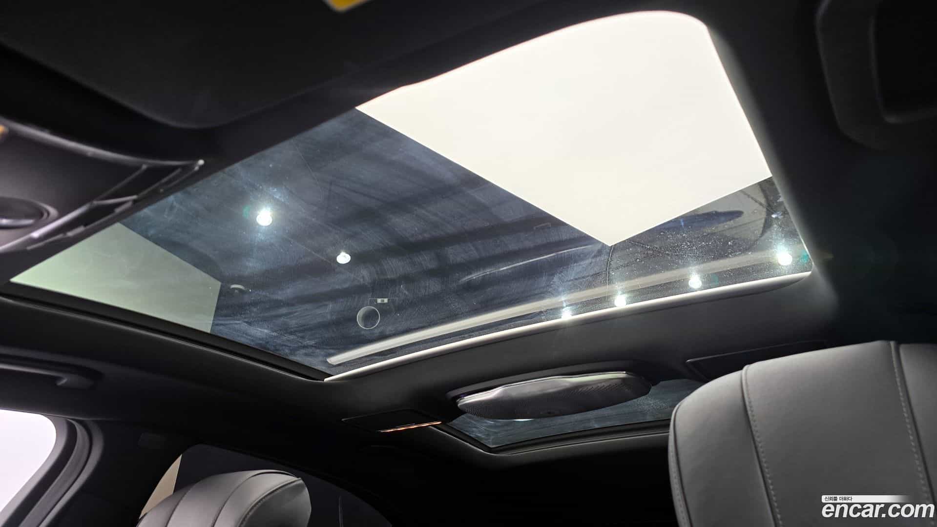 S-Class Mercedes-Benz 2016.10-OPTION-022