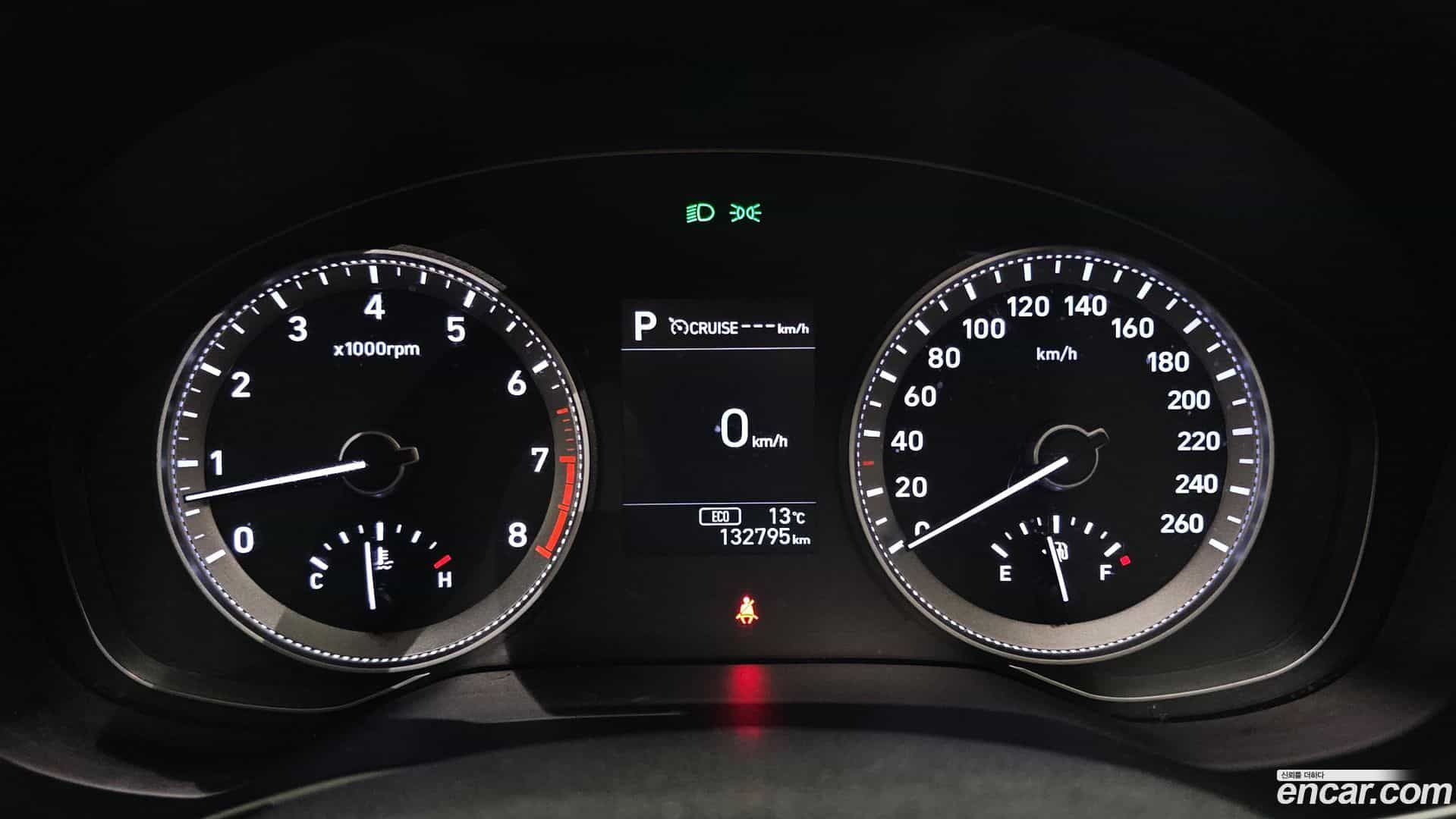 Grandeur Hyundai 2017.10-INNER-008