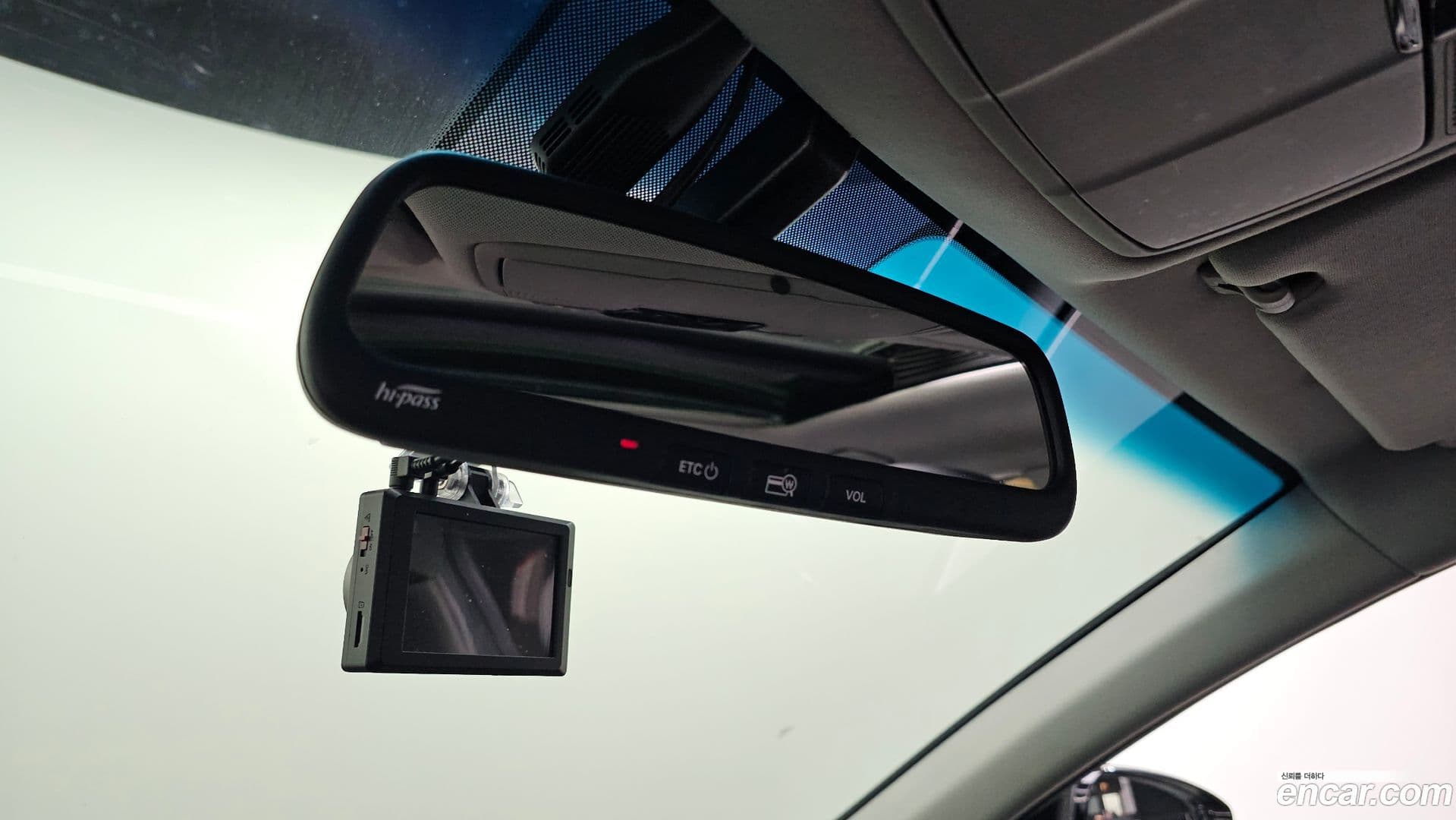 Main__Slider__Photo:Grandeur Hyundai 2017.10-17