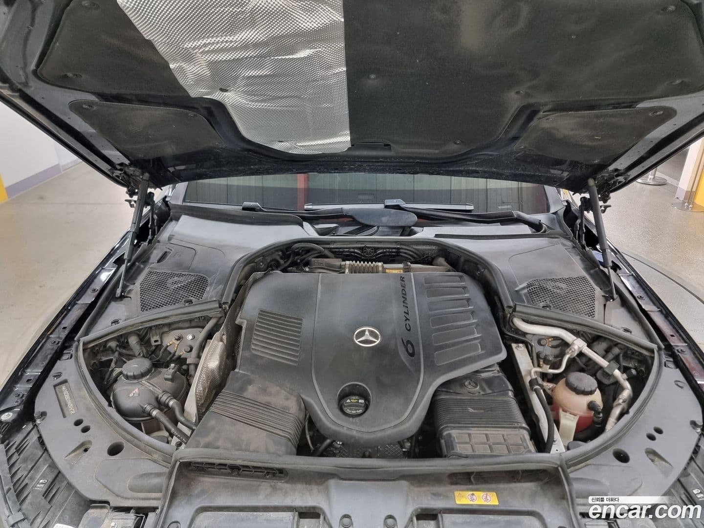 Main__Slider__Photo:S-Class Mercedes-Benz 2021.11-5