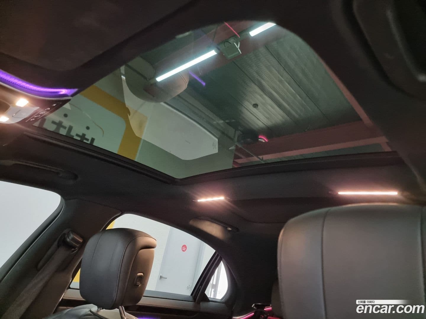 Main__Slider__Photo:S-Class Mercedes-Benz 2021.11-8