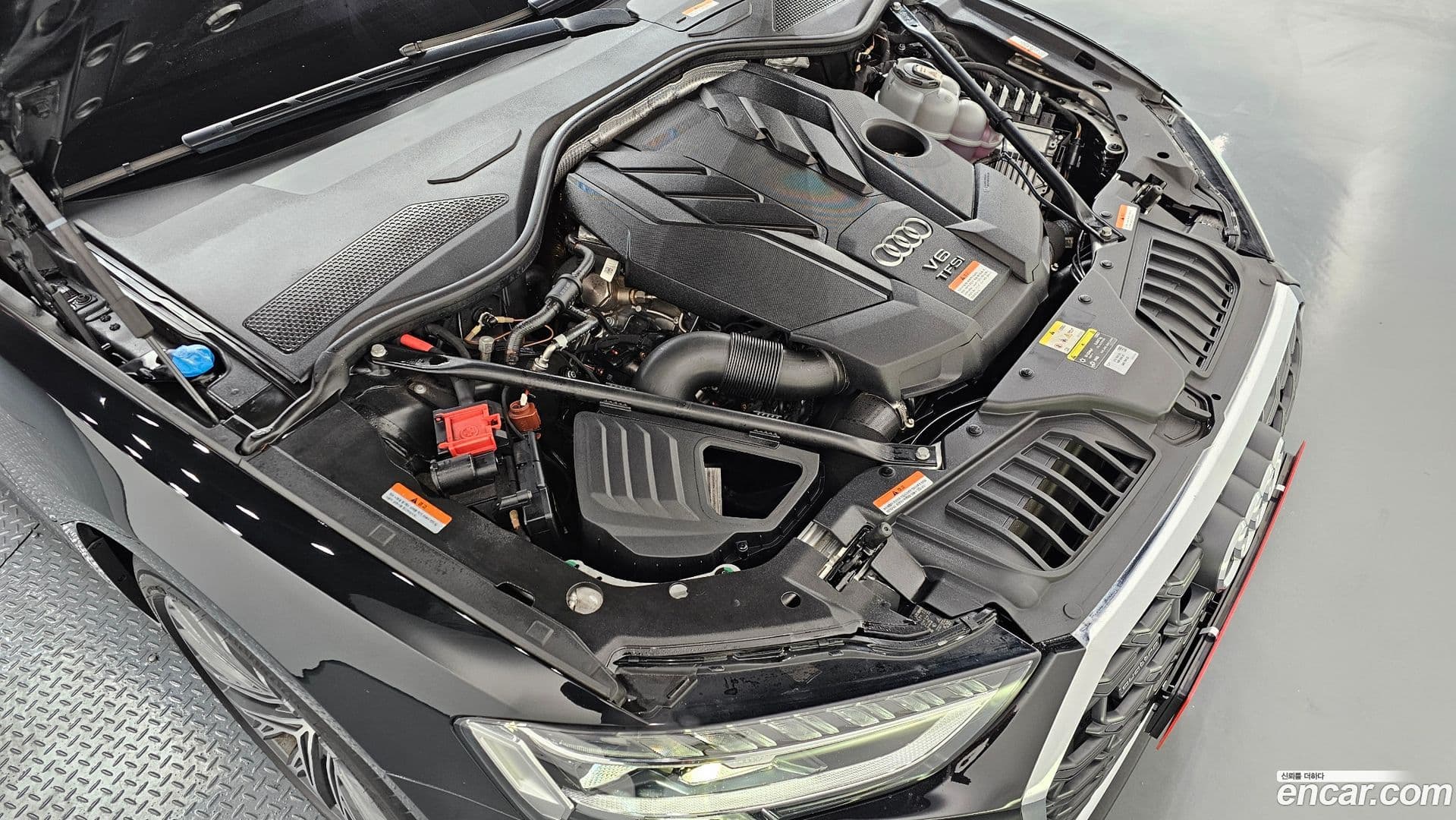 Main__Slider__Photo:A8 Audi 2023.10-5