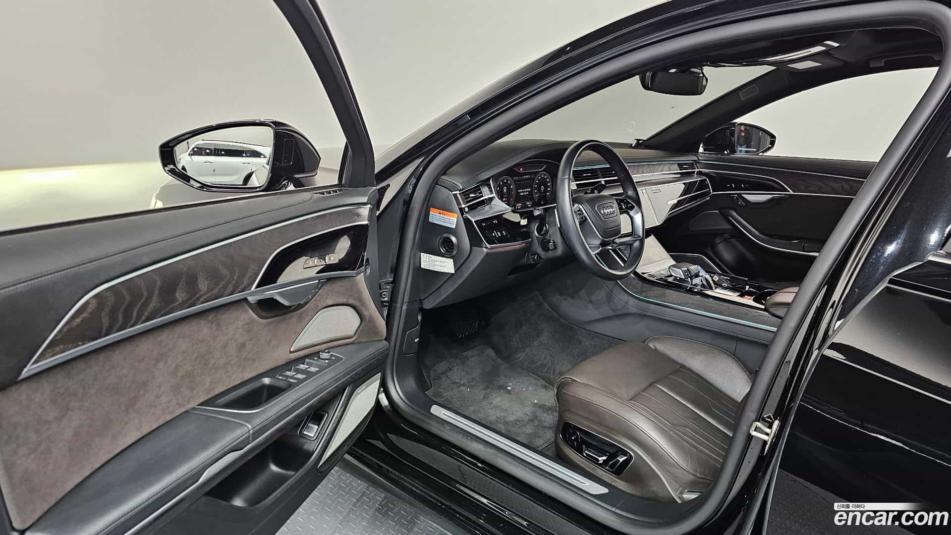 A8 Audi 2023.10-INNER-010