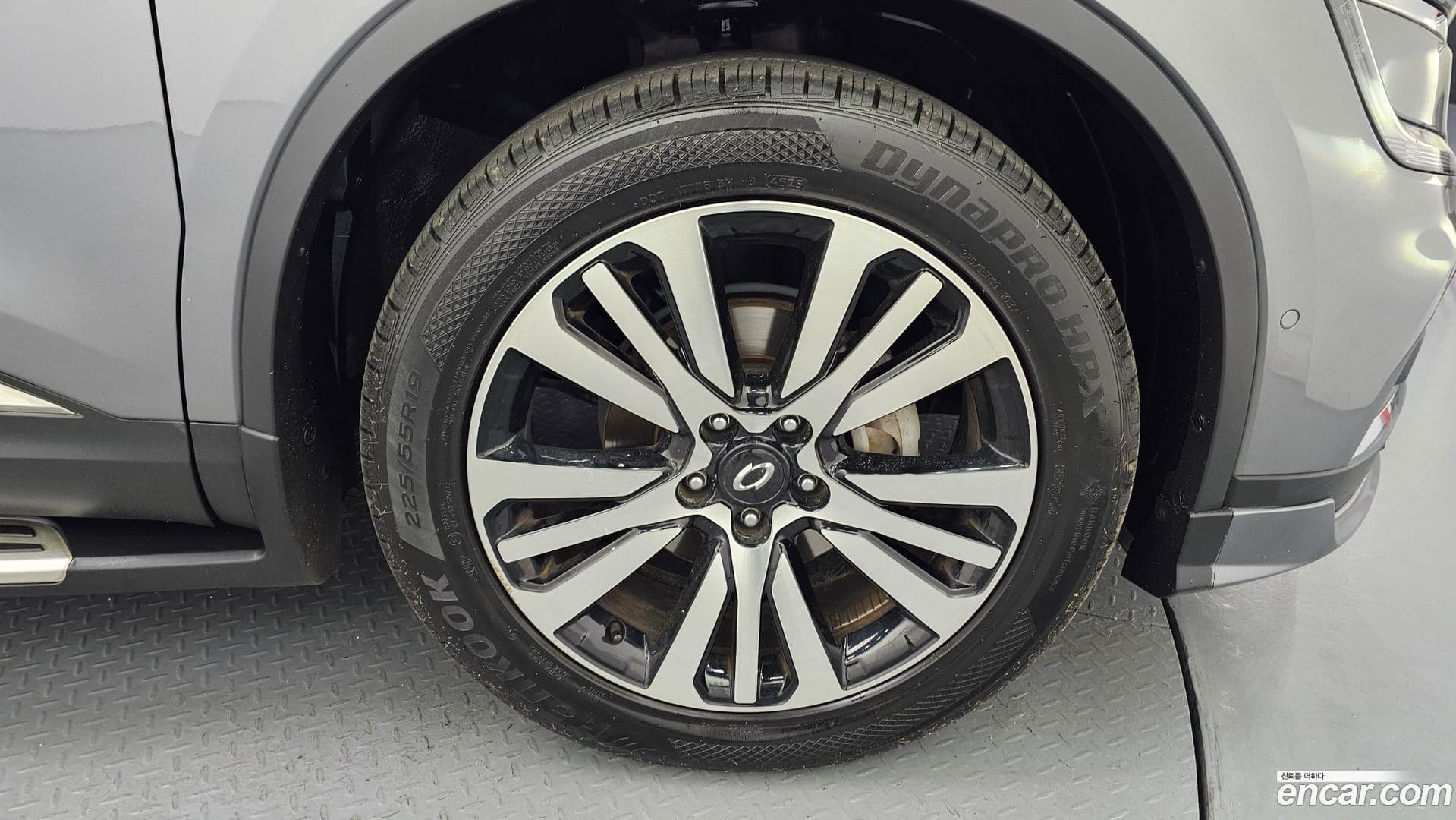 Main__Slider__Photo:QM6 Renault-KoreaSamsung 2020.1-4