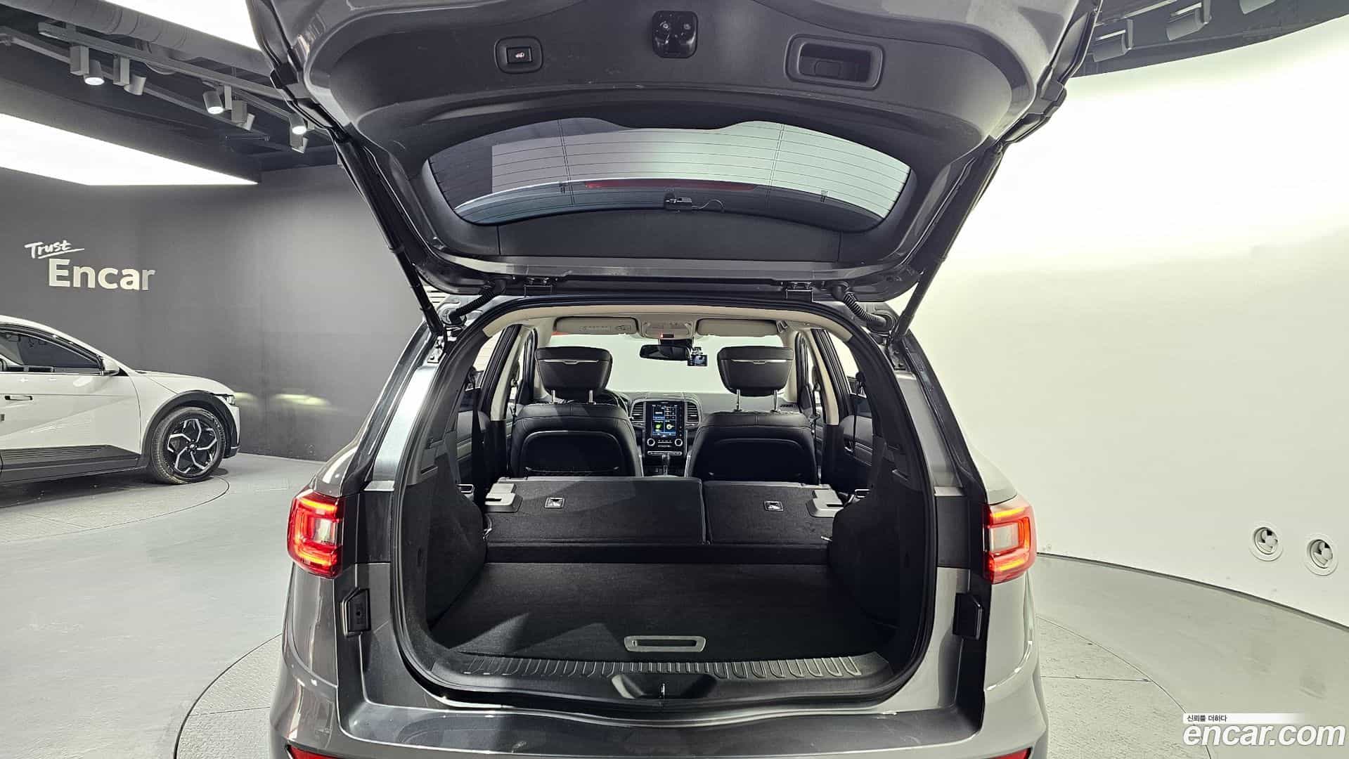 QM6 Renault-KoreaSamsung 2020.1-OPTION-024