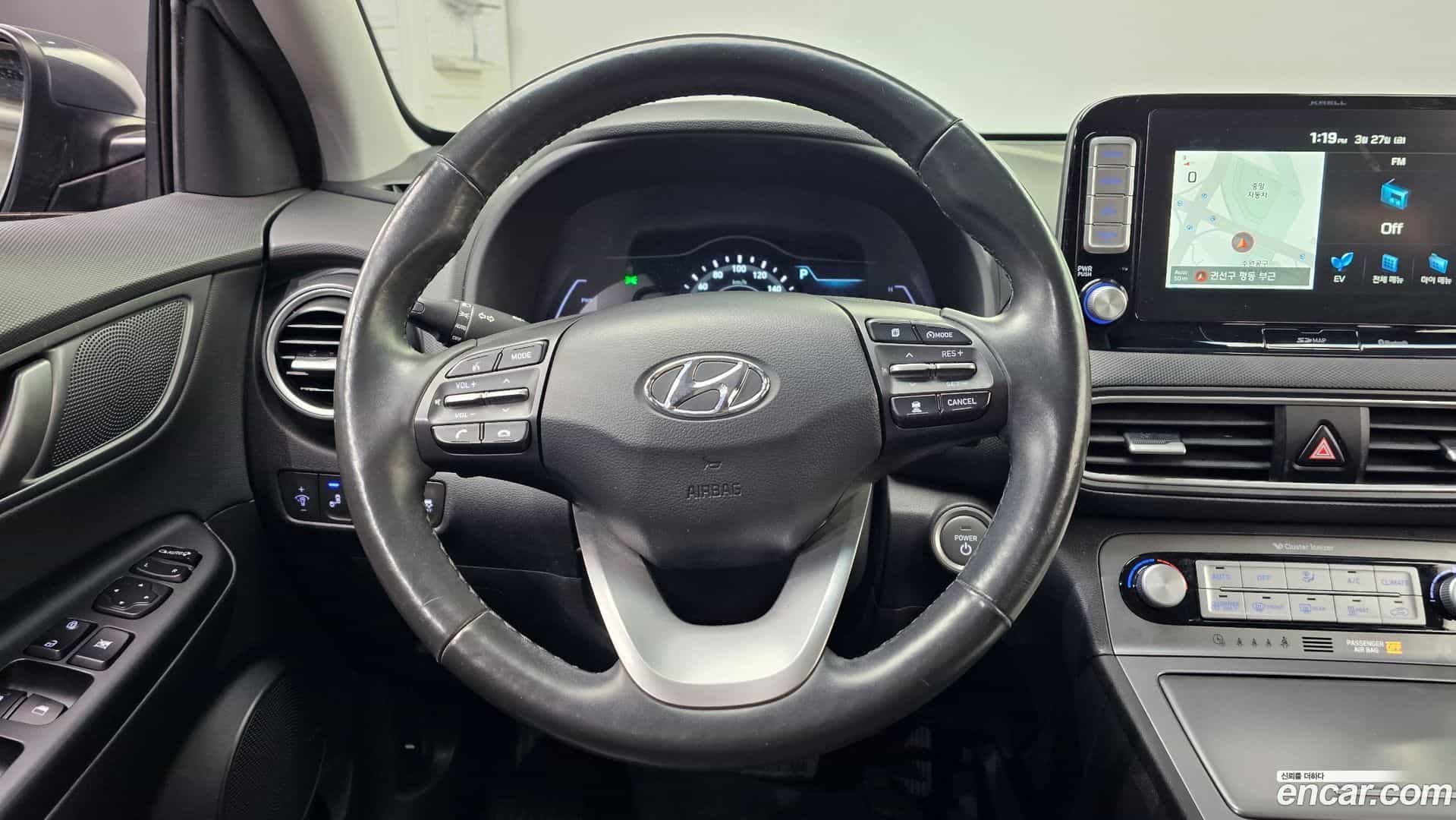 Kona Hyundai 2018.6-OPTION-017