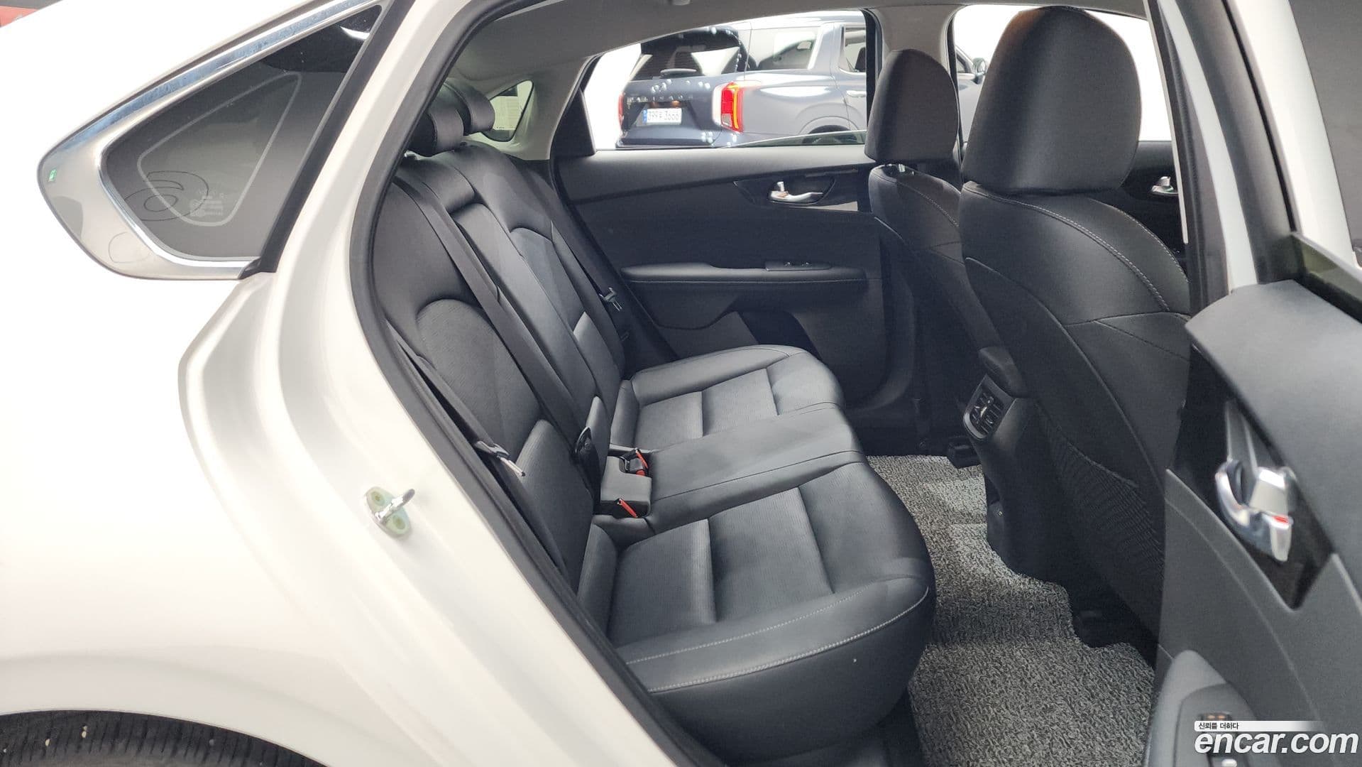 Main__Slider__Photo:K3 Kia 2022.5-11