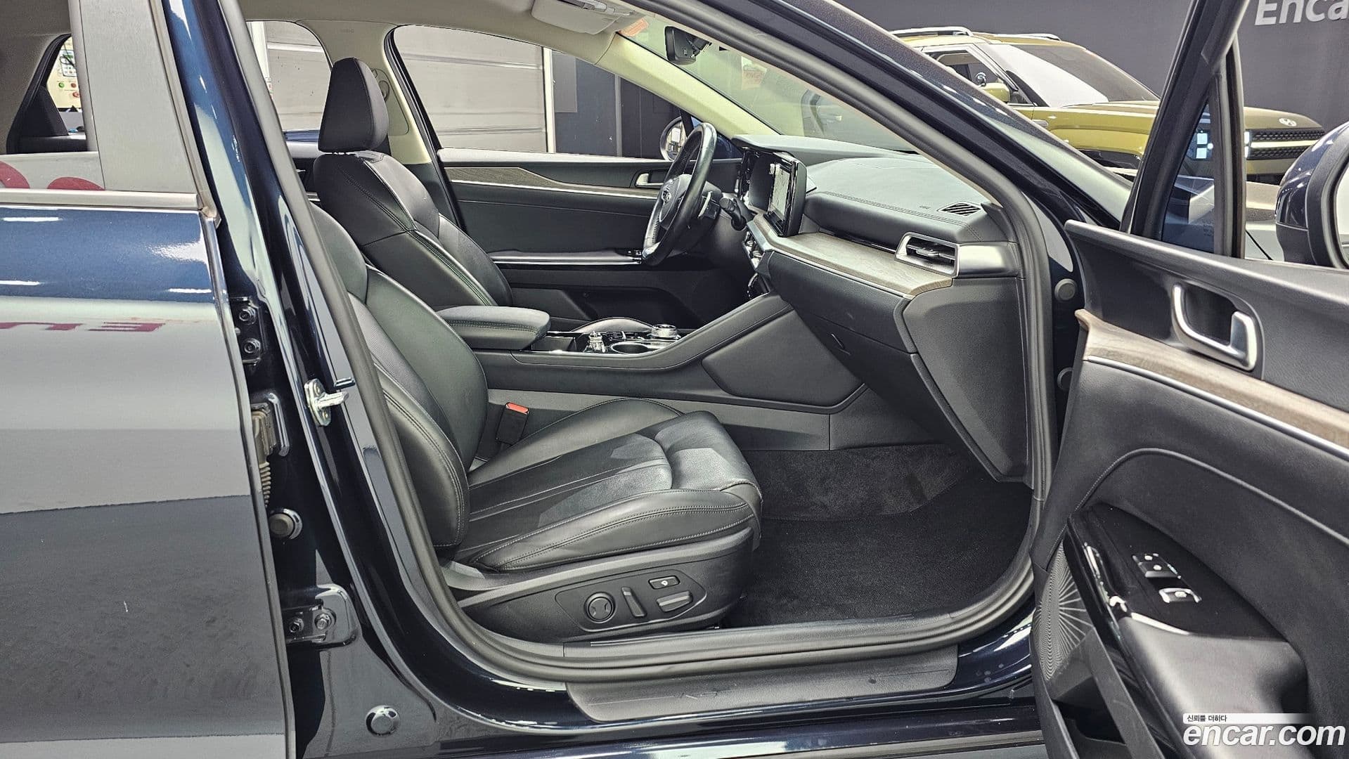 Main__Slider__Photo:K5 Kia 2021.0-10