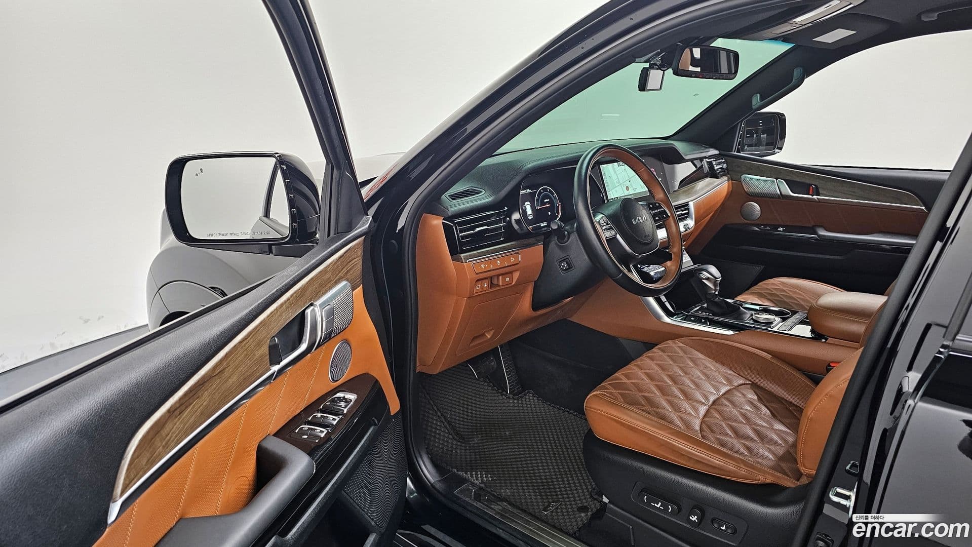 Main__Slider__Photo:Mohave Kia 2022.11-9