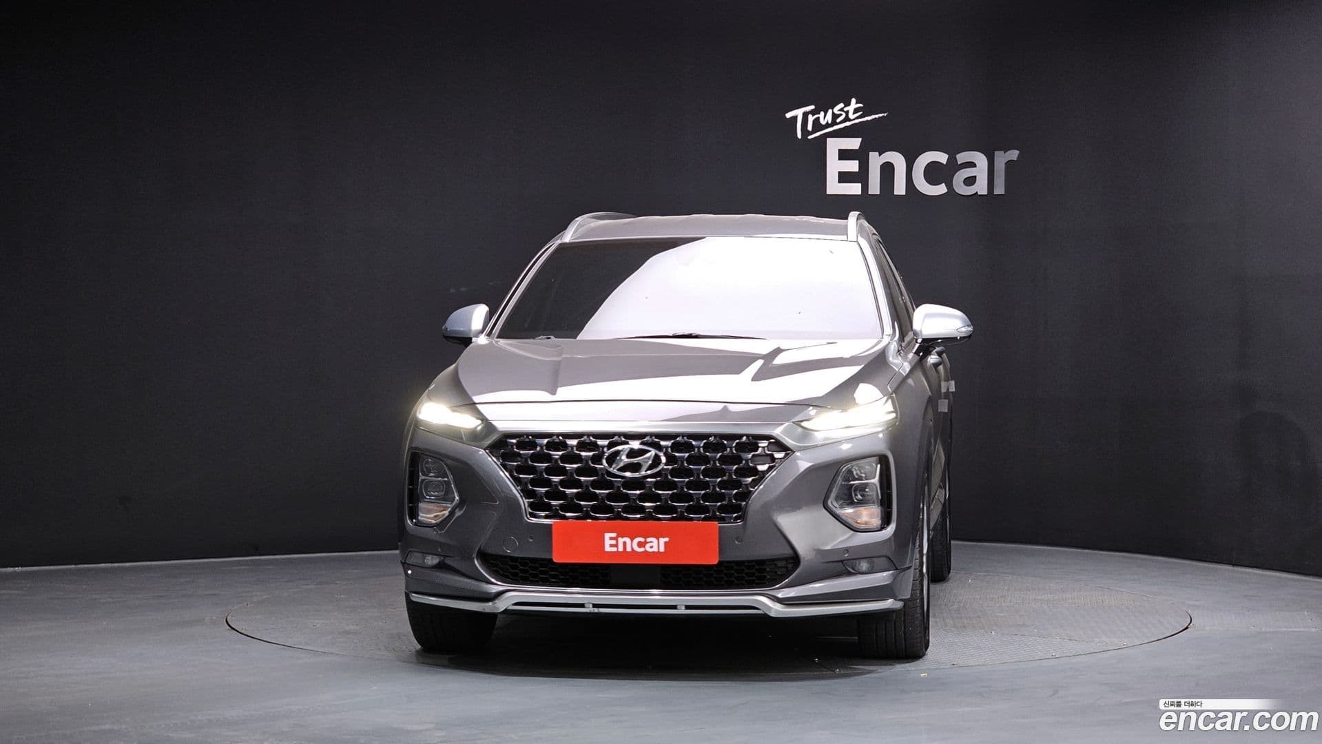 Main__Slider__Photo:Santafe Hyundai 2018.11-2