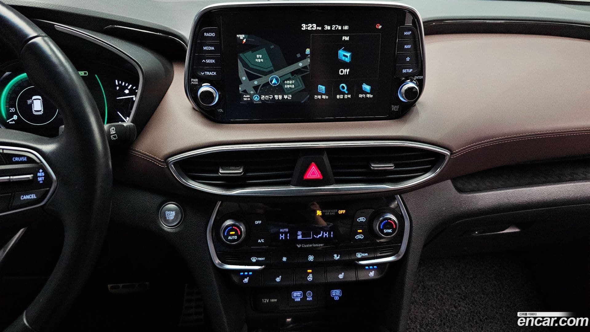 Main__Slider__Photo:Santafe Hyundai 2018.11-13