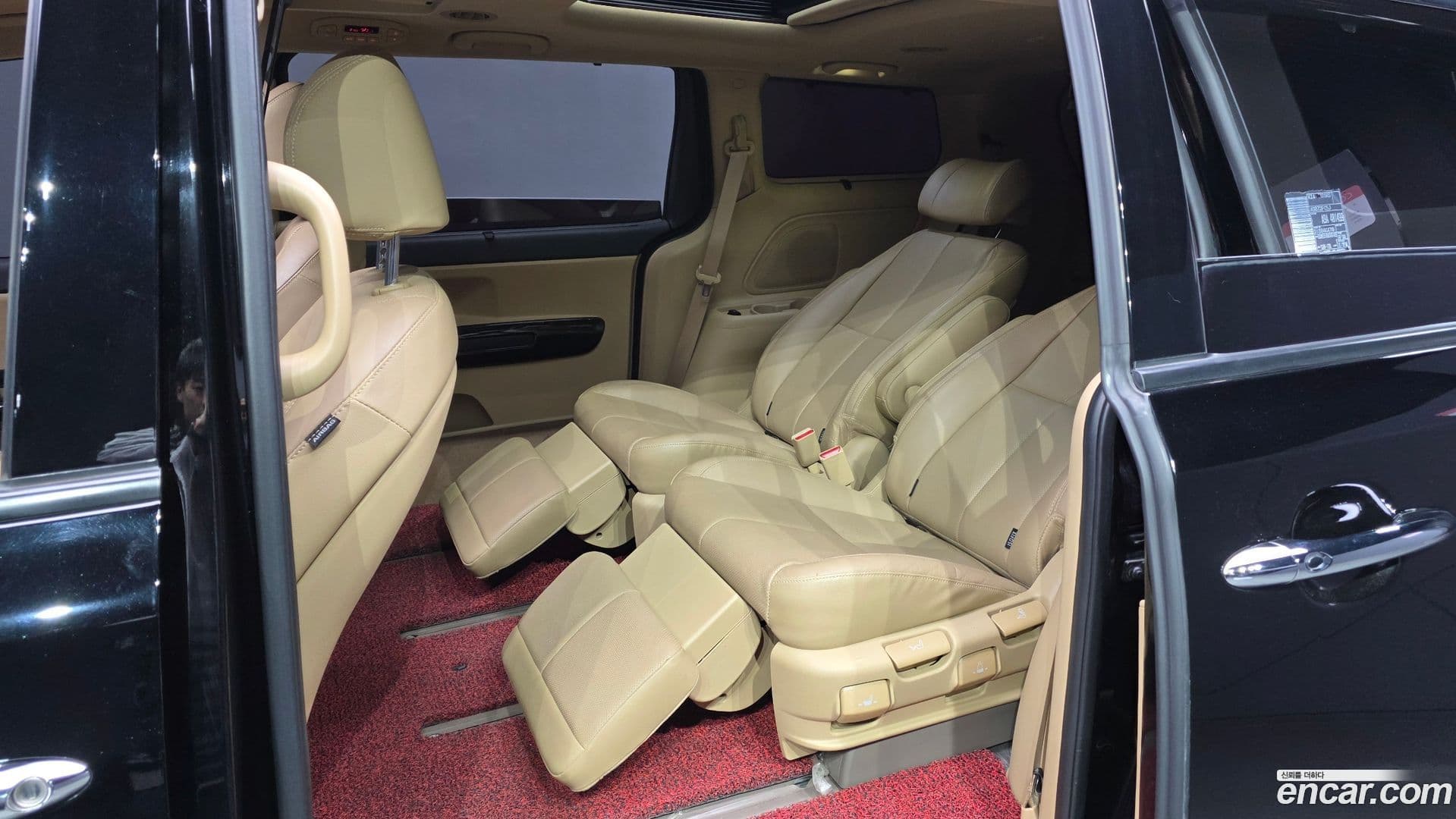 Main__Slider__Photo:Canival Kia 2018.6-10